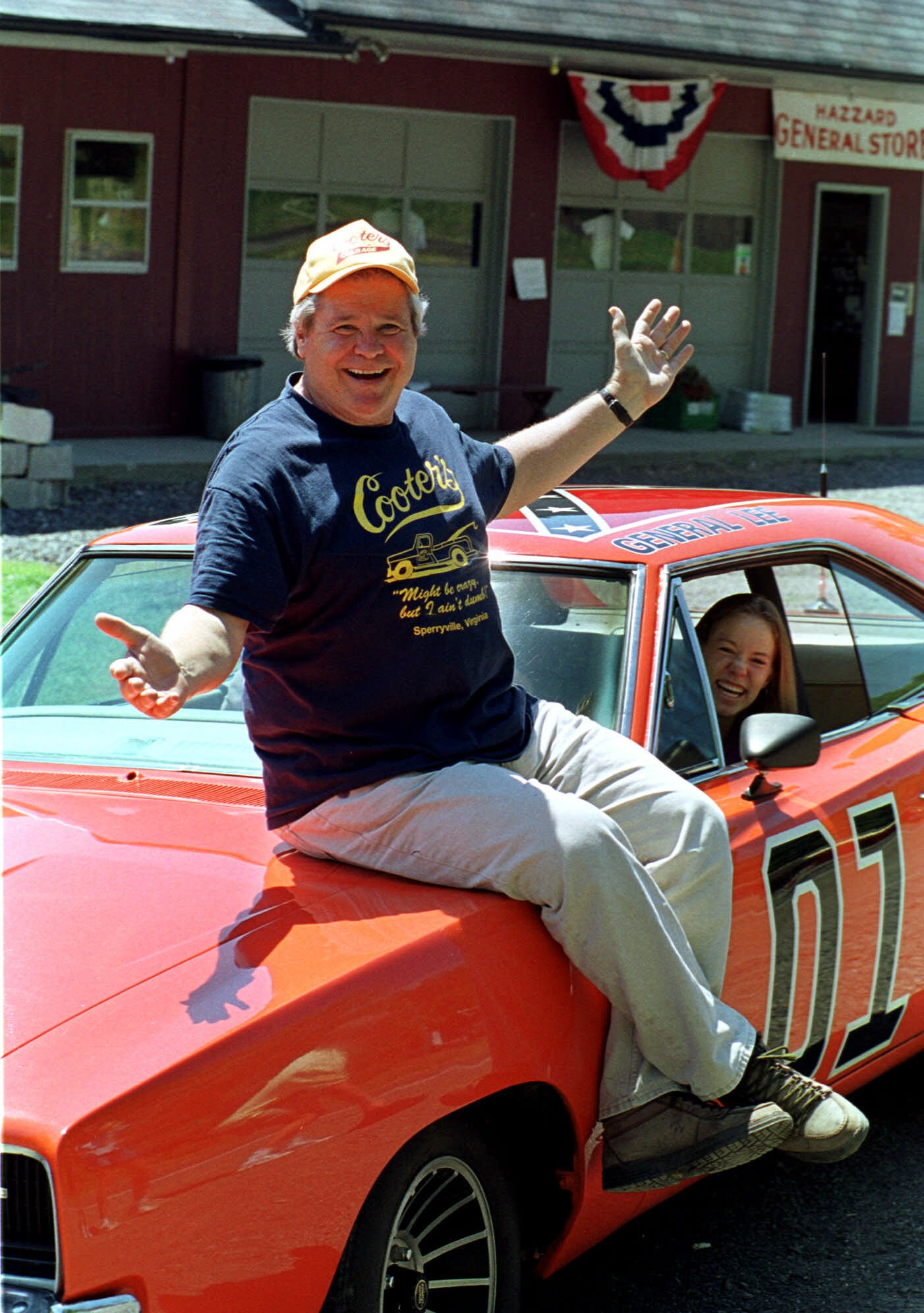 Ben Jones, ‘Dukes of Hazzard’ actor and 2-term U.S. House member, dies at 84