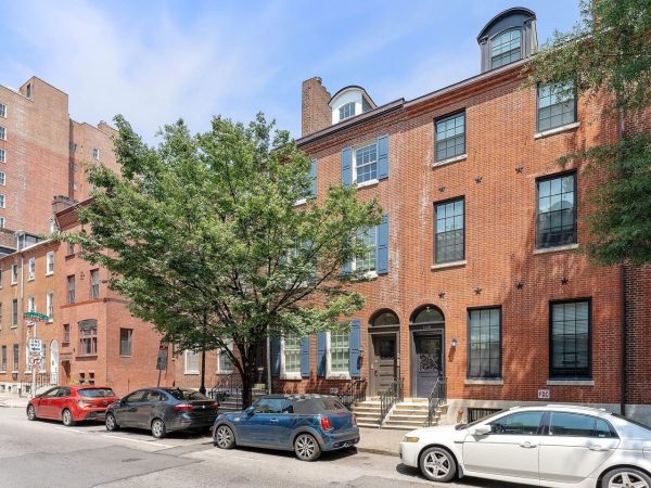 House of the week: A condo in Washington Square West for $339,900