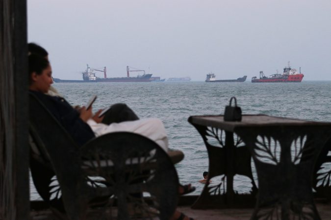 U.S. attacks Iran and Tehran retaliates across the Middle East as both vie for control of strait