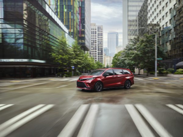 2026 Toyota Sienna: A Superior ride — and dressing room — through the North Country