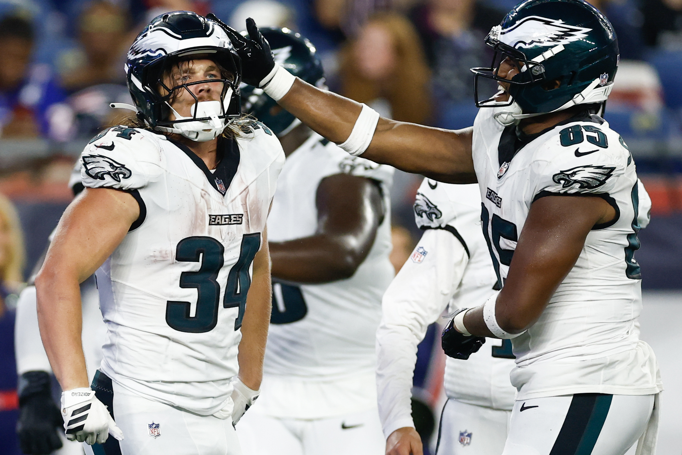 Eagles grades vs. Patriots: Running backs have strong performance, QB2 role still undecided in 24-21 loss