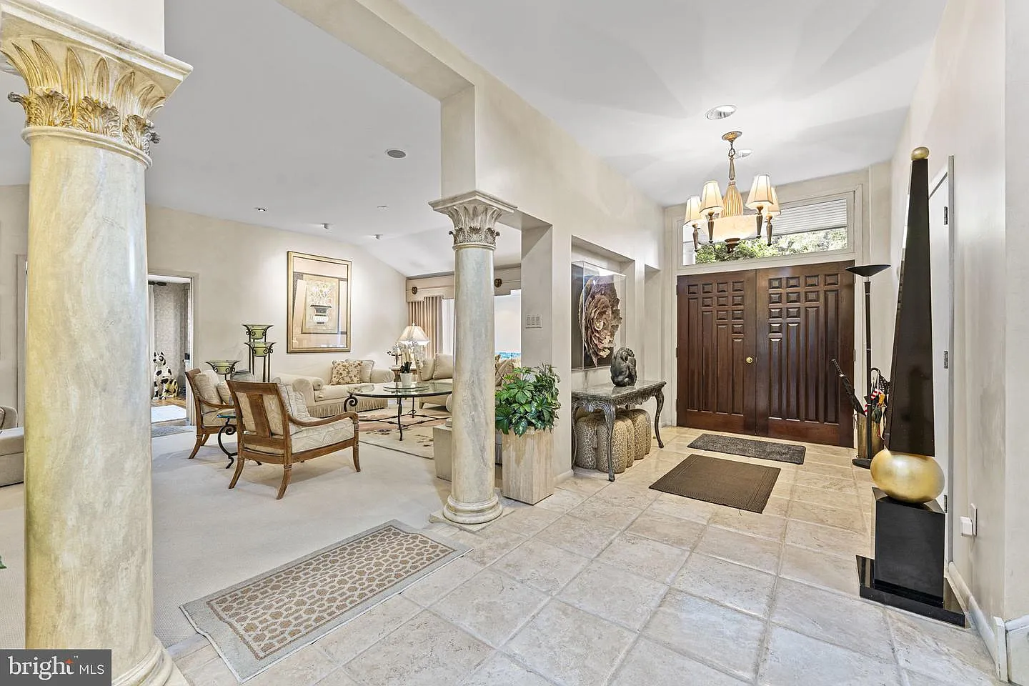 The entryway to 128 Cardinal Rd. in Jenkintown, PA.