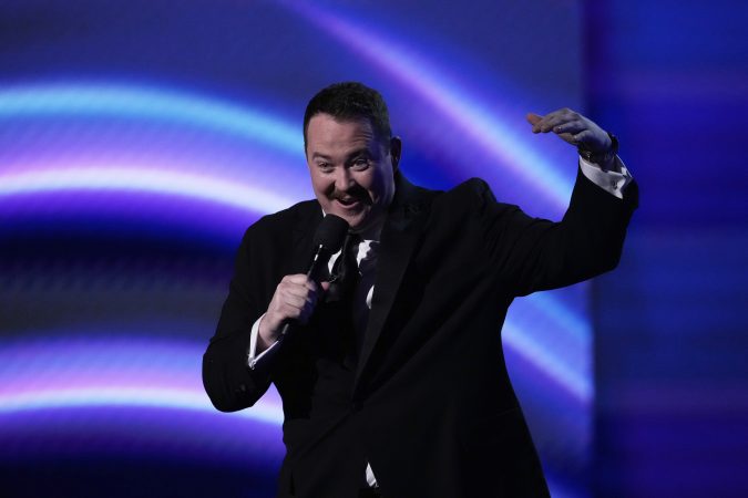 Comedian Shane Gillis’ one-night-only Linc show sets 2 Guinness World Records