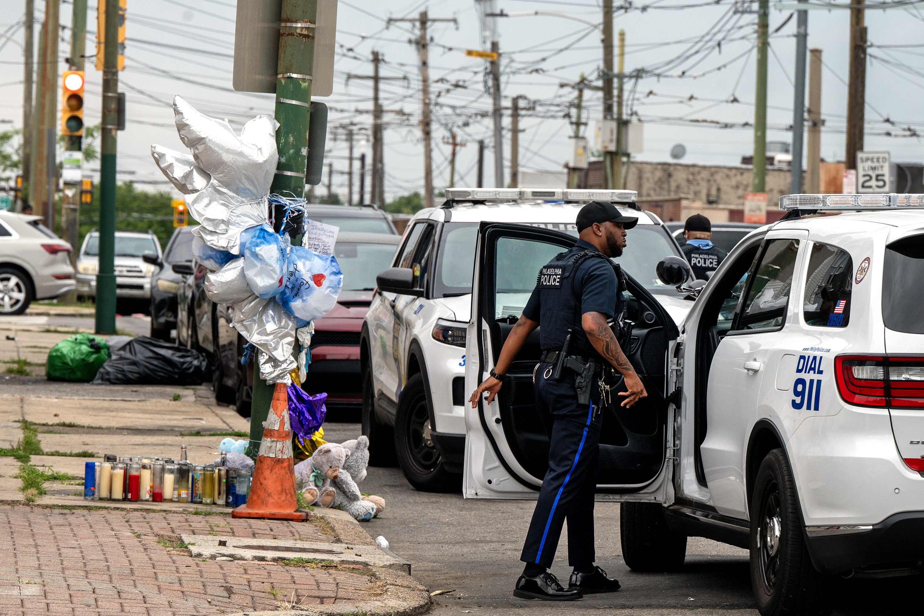 Video shows altercation before off-duty Philadelphia officer was killed