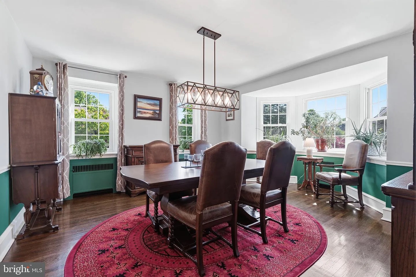 1248 Gordon Rd. features a bay window in the dining space.
