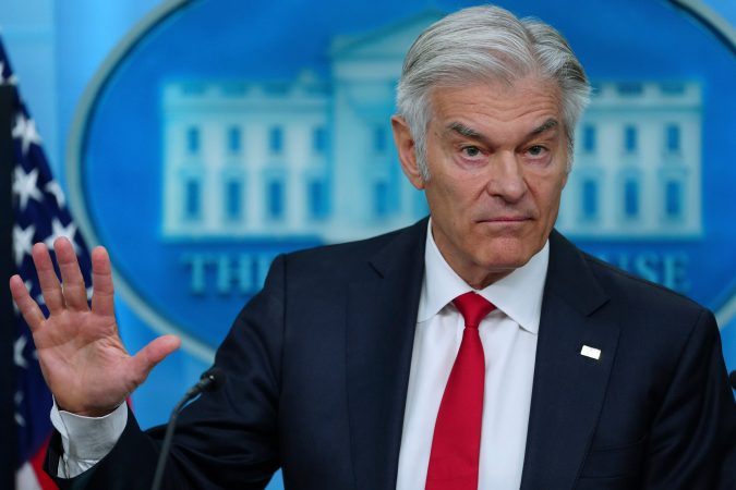 Mehmet Oz, administrator of the Centers for Medicare and Medicaid Services, expressed optimism that the health insurers' pledge would yield results.