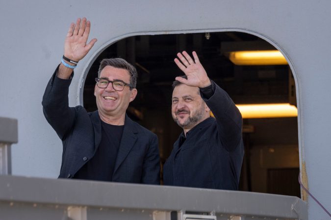 Zelensky and Britain’s new leader discuss drone projects and missile defense for Kyiv