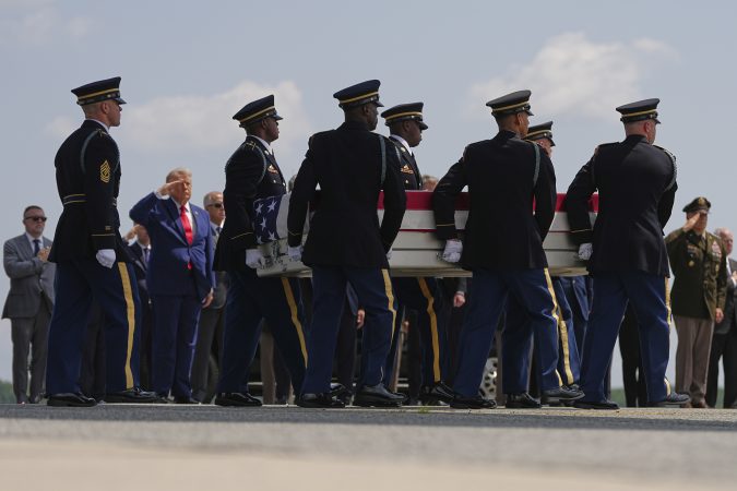 Trump pays respects to 4 U.S. service members killed in the Middle East