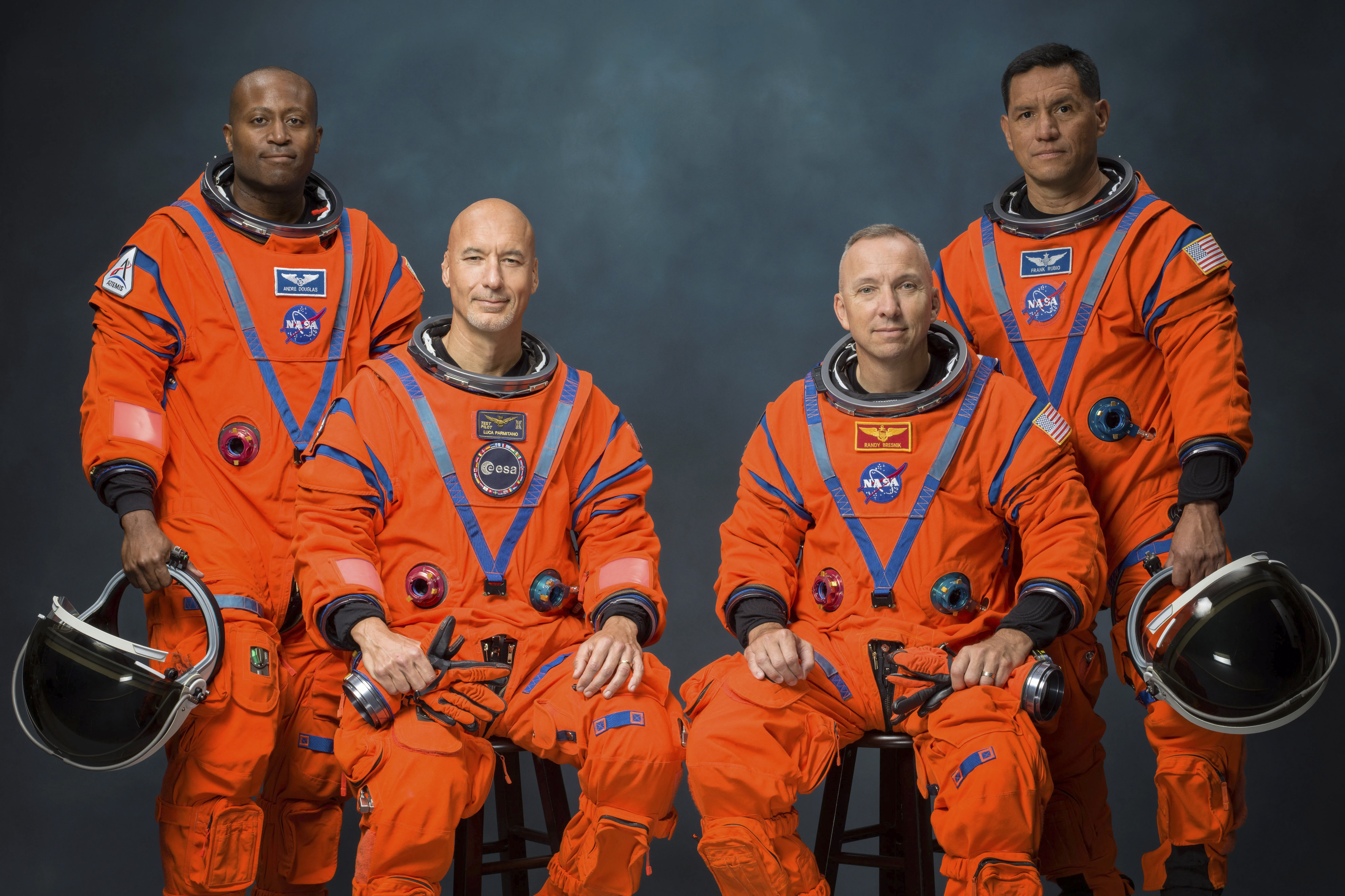 Can NASA really land astronauts on the moon by 2028?