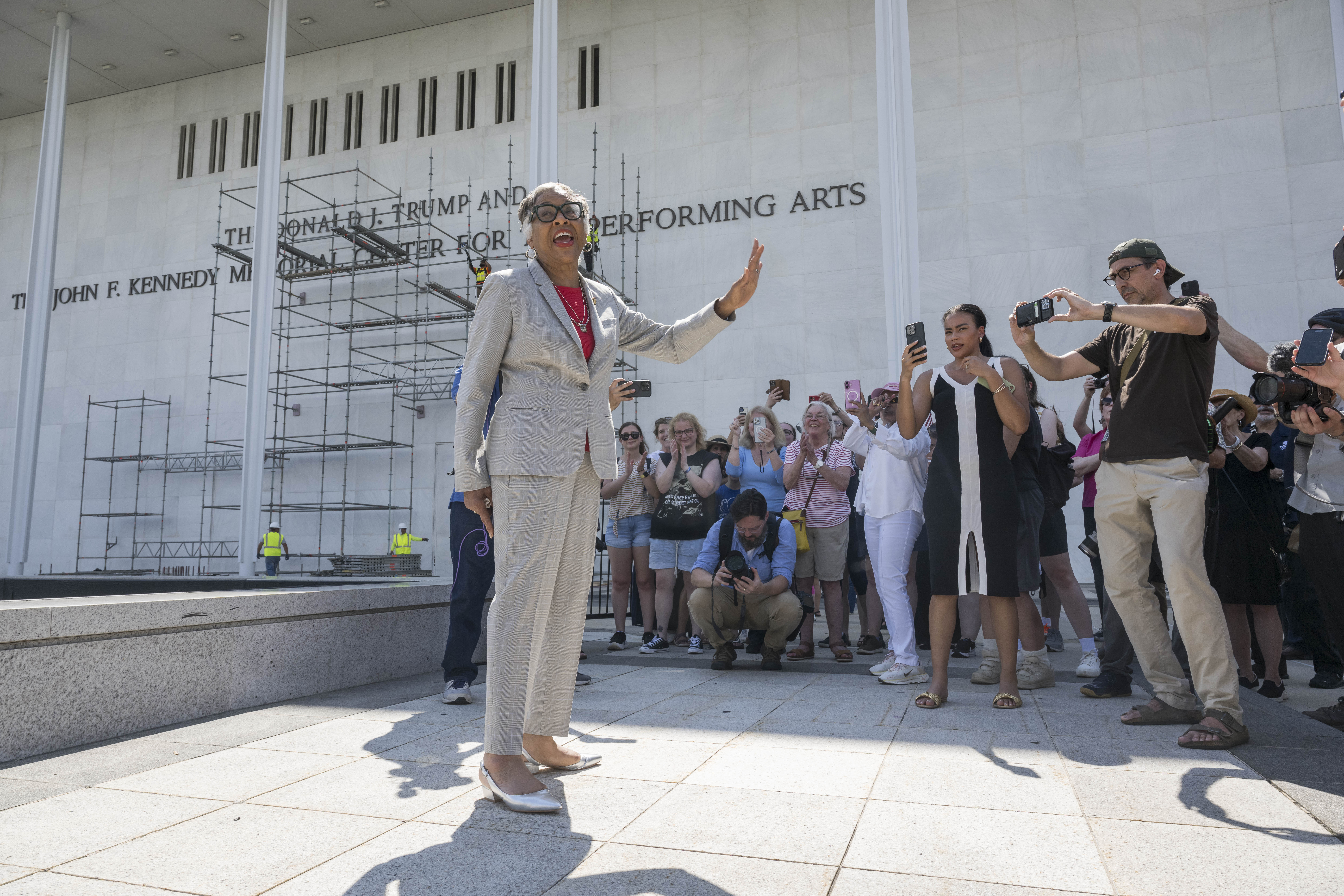 Appeals court denies last-ditch Kennedy Center bid to delay removing Trump’s name