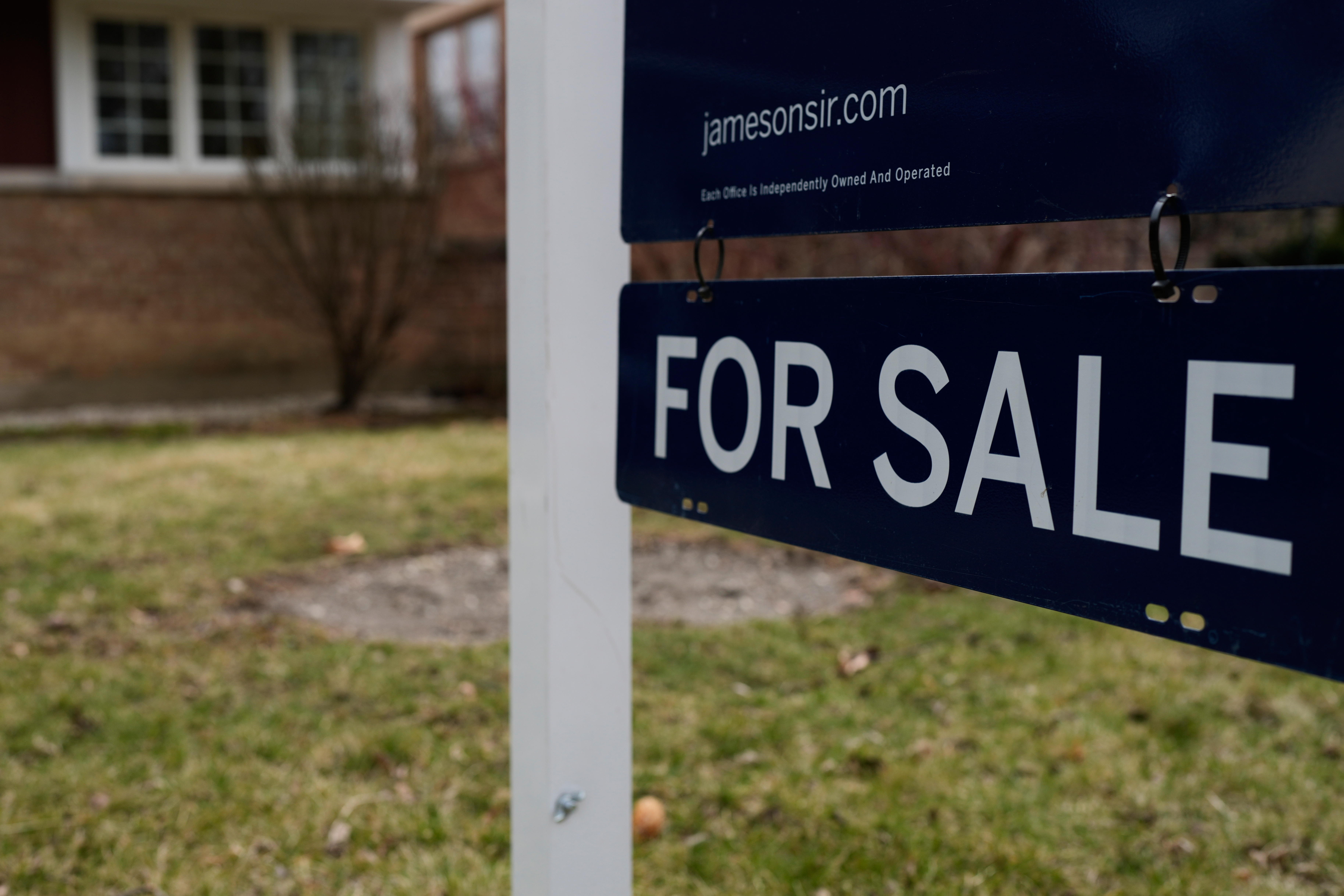 Mortgage rates will rise even higher if bond market continues to choke | Expert Opinion