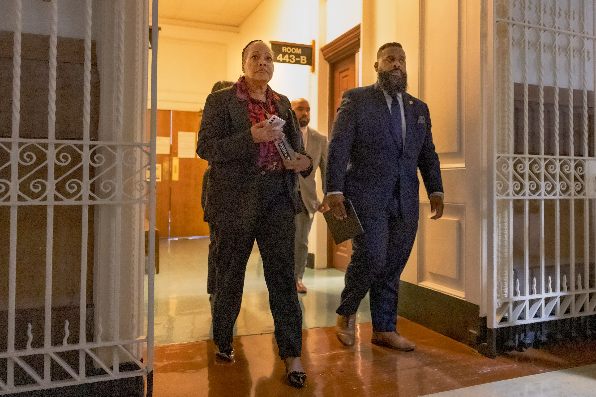 Philly judge imposes six months of outside supervision for sheriff’s auctions