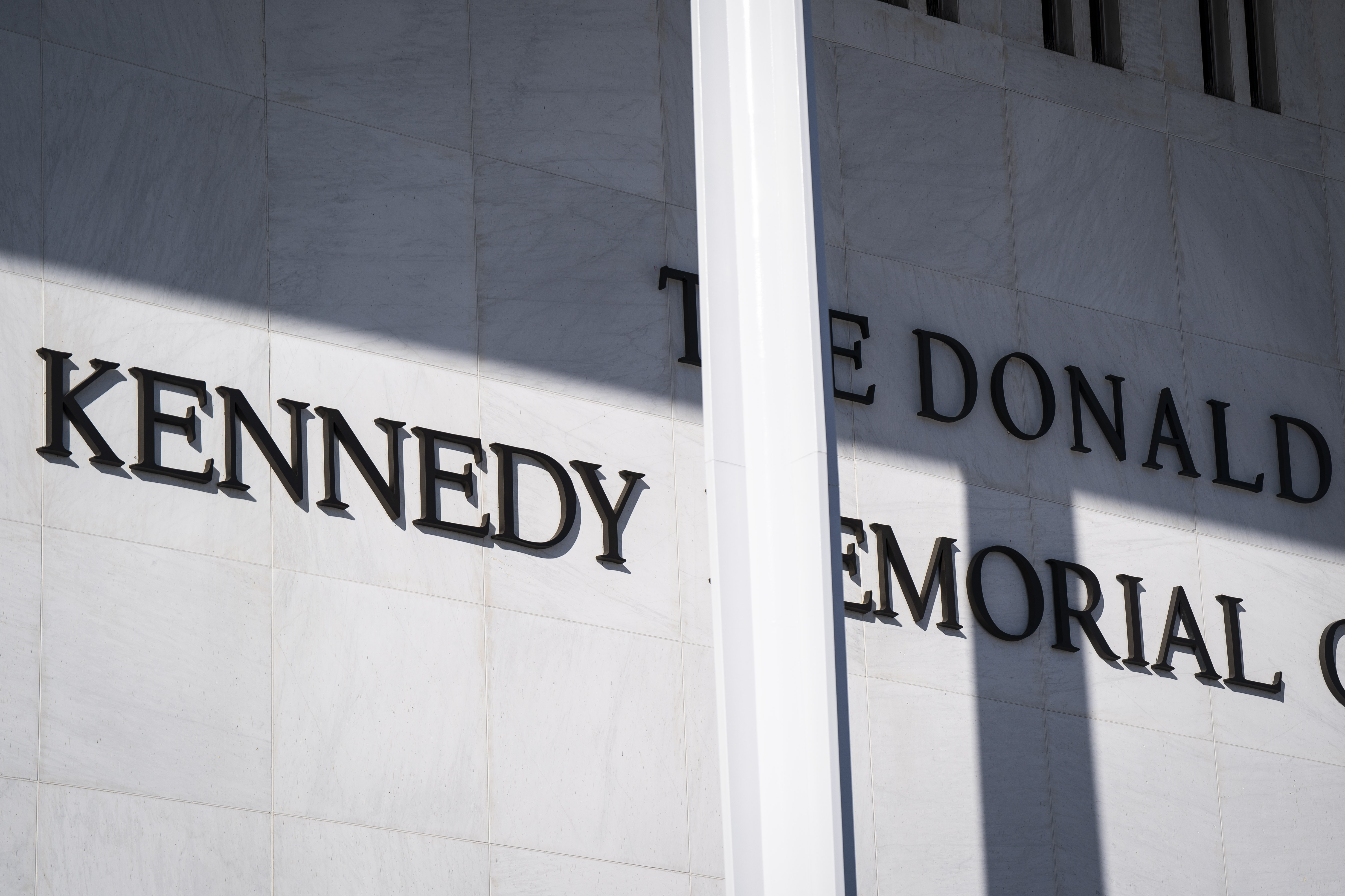 Kennedy Center board to fight order to remove Trump’s name as deadline looms