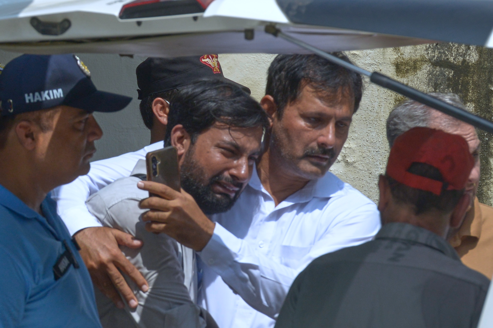 Fire in a hospital nursery kills 14 newborns in Pakistan’s capital