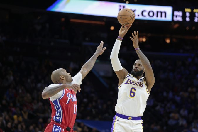 Viral video of LeBron James missing jumpers in an open gym sparks debate online
