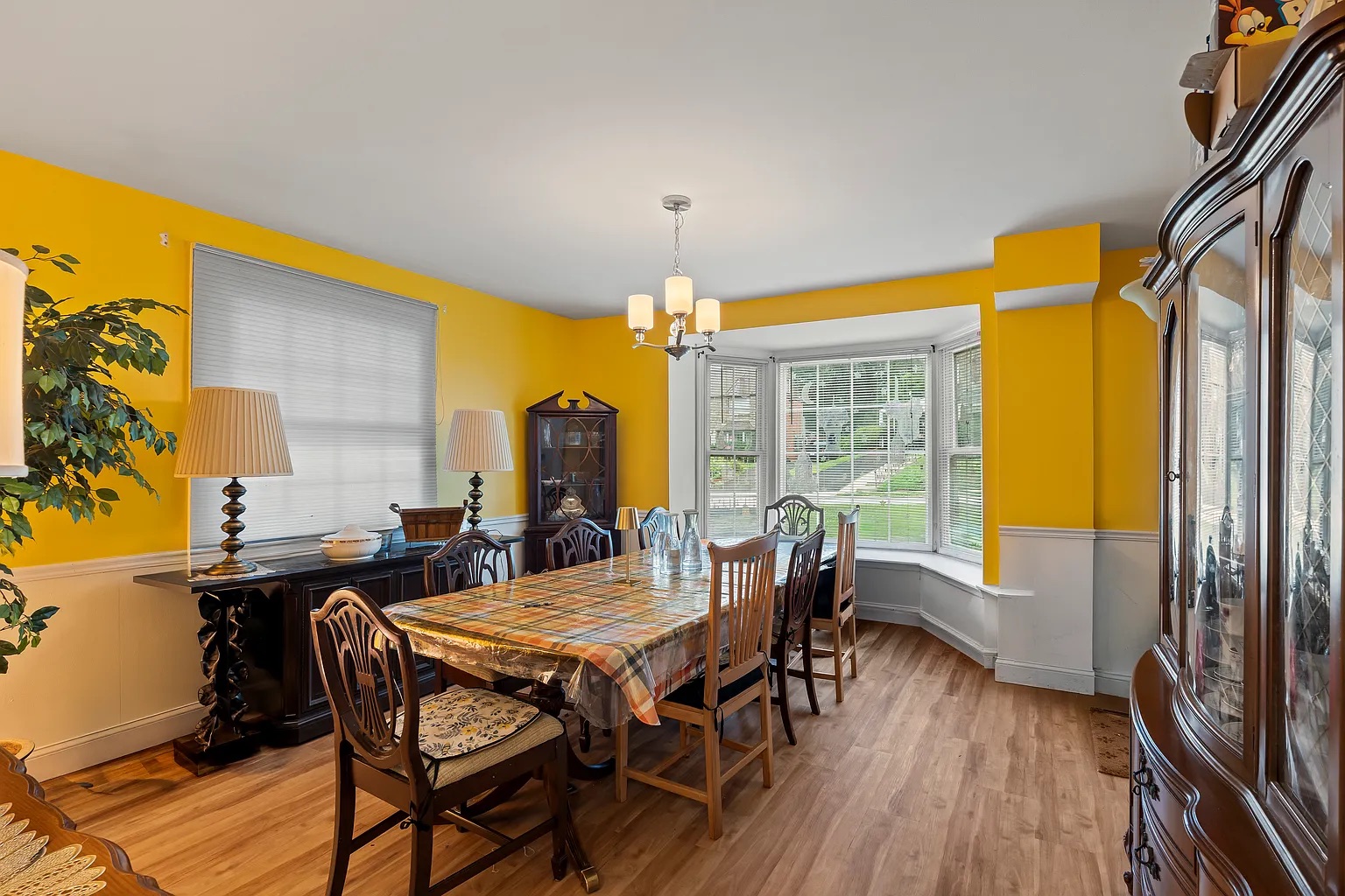 Inside 124 Kingston Road in Cheltenham, PA.