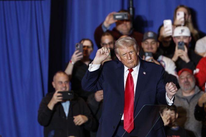 Trump to visit Pa. on Tuesday as the battle for control of Congress heats up in the Lehigh Valley