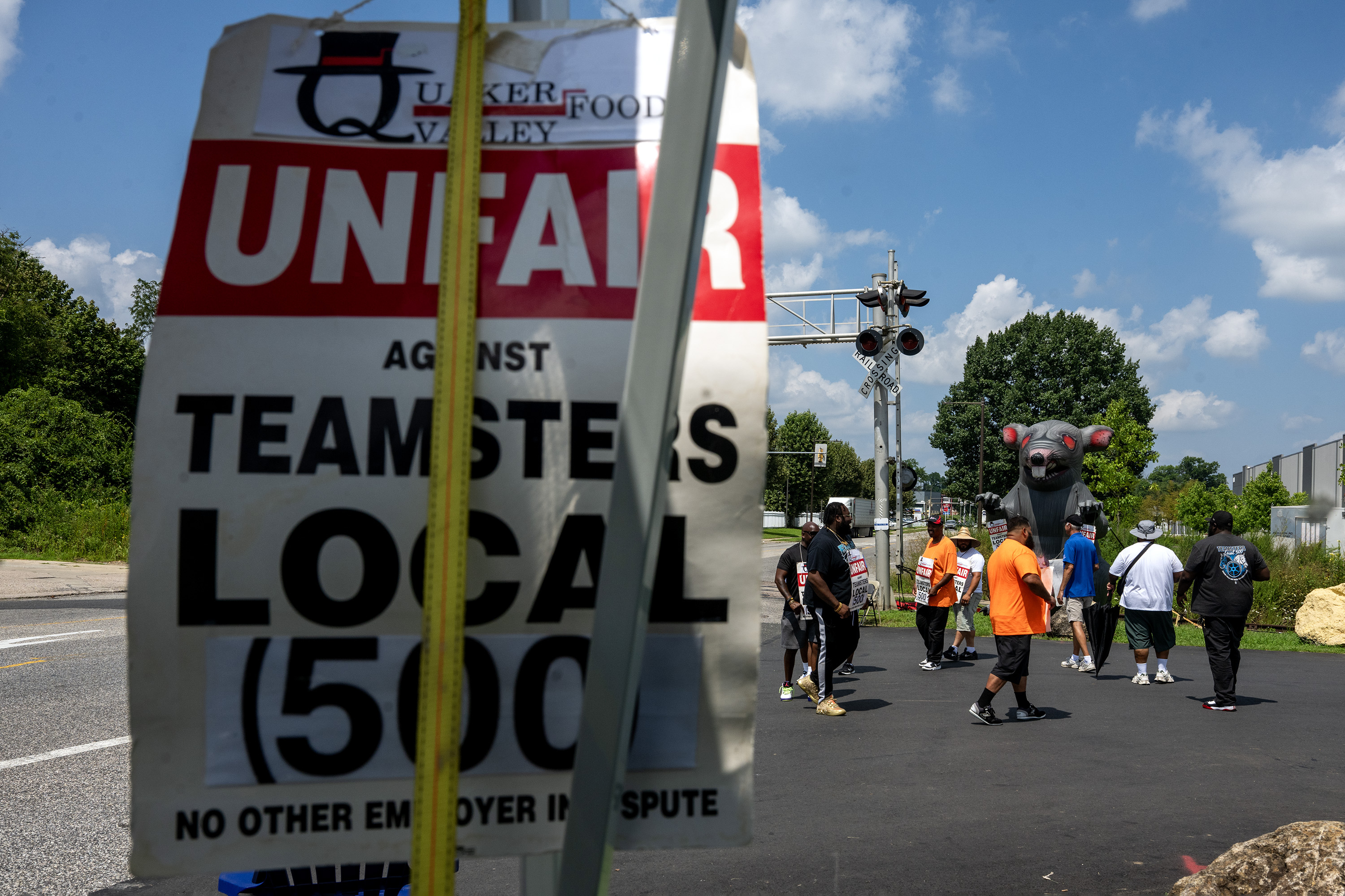 Workers at Quaker Valley Foods in Northeast Philly on strike over pension dispute