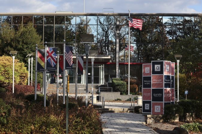 QVC hosts vote to unionize