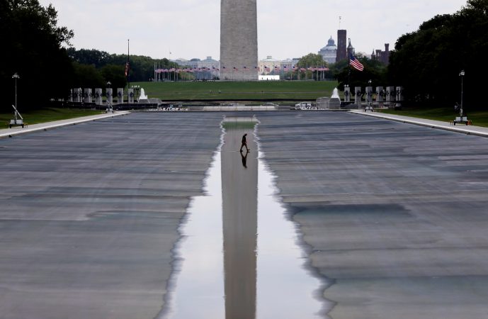The manager at Trump’s North Jersey golf club set up the botched renovation of the Reflecting Pool, according to a NYT investigation