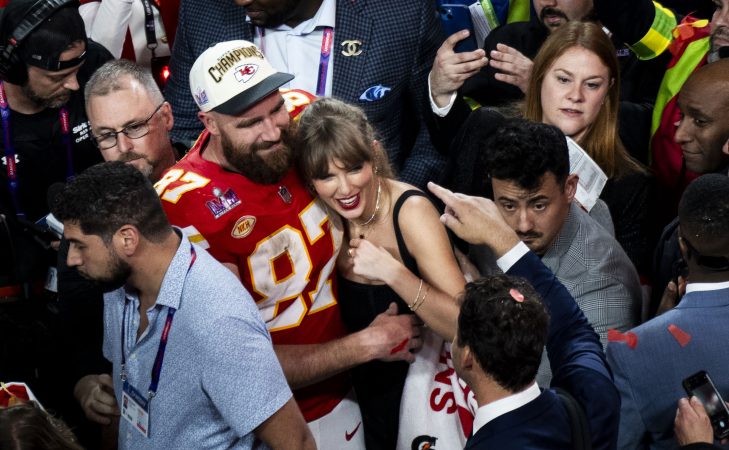 The lights, the party, the ball gowns: Expect a black-tie Swift-Kelce event