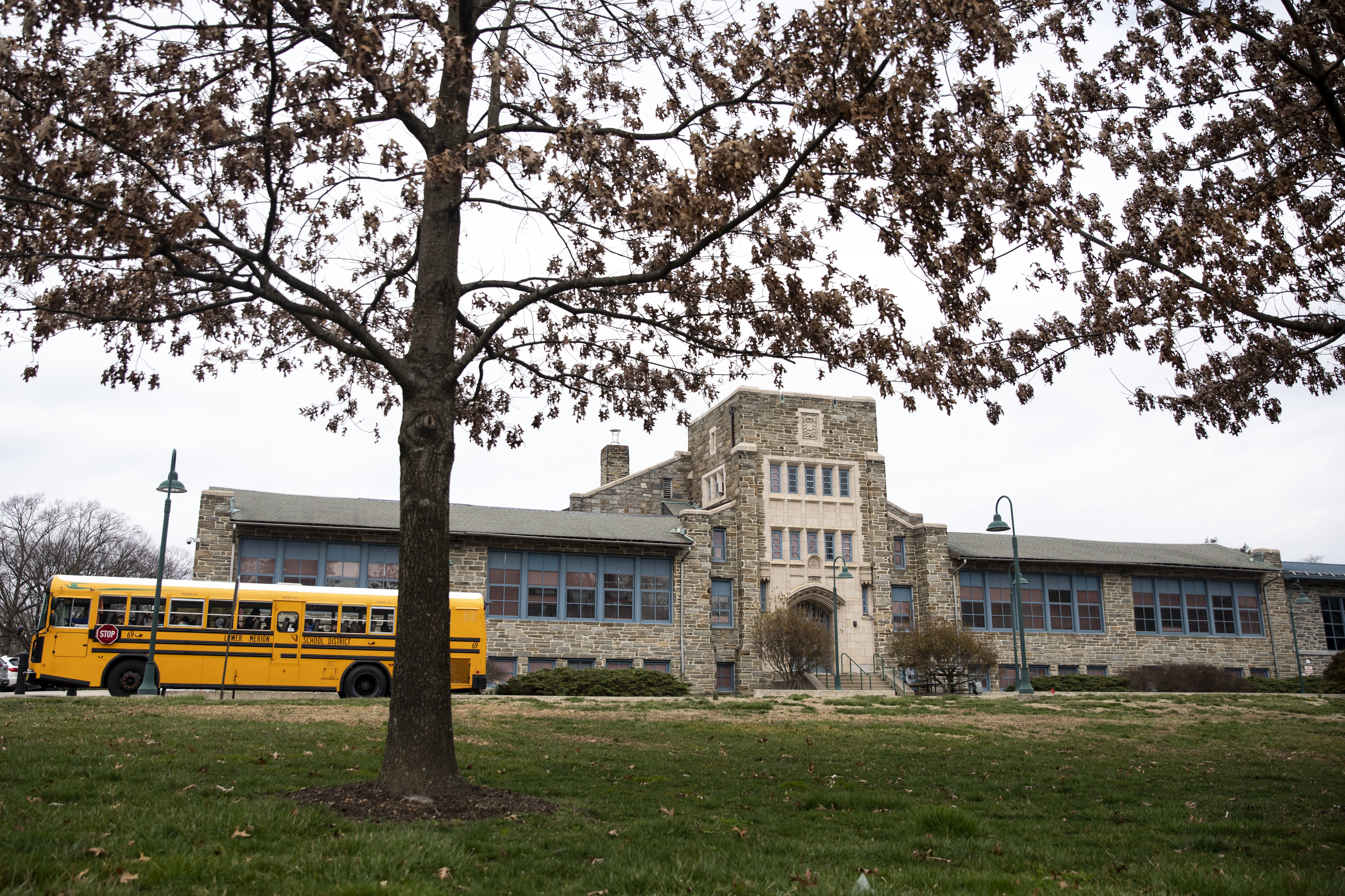 New technology policy at Lower Merion will scale back, keeping iPads out of kindergartners’ hands