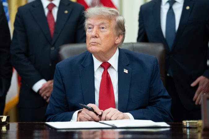 U.S. Mint to produce $1 coin with Trump’s face on it, treasury secretary says