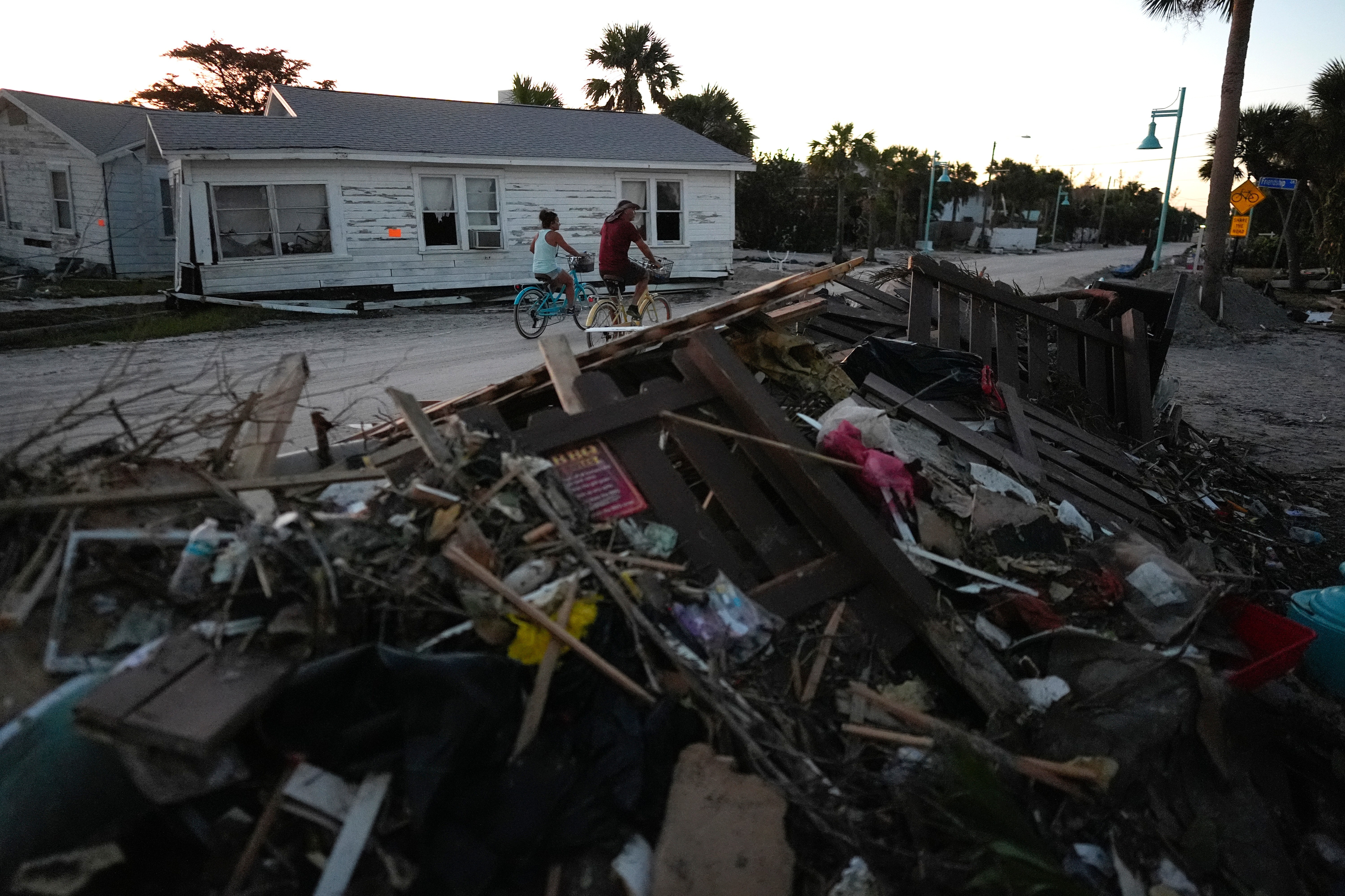 FEMA crew broke law by skipping homes with Trump signs, federal watchdog says