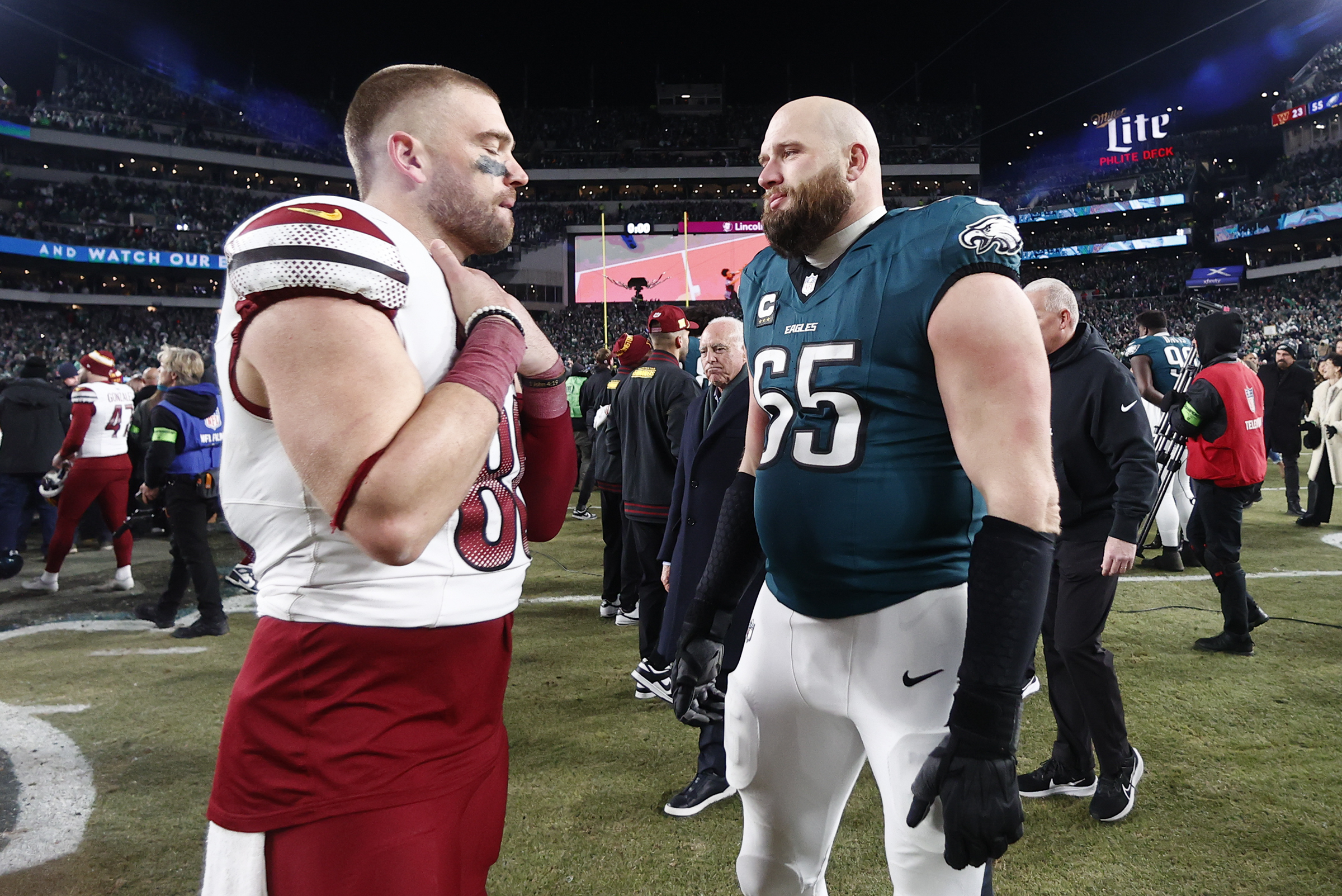 Answering your AMA questions about the Eagles roster: Zach Ertz return? QB plan? Trades possible?