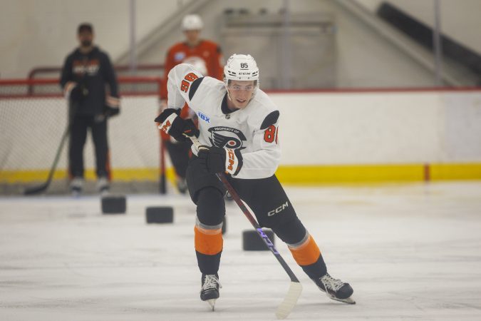 Flyers prospect Matthew Gard commits to Michigan State, following fellow 2025 draft picks Porter Martone and Shane Vansaghi