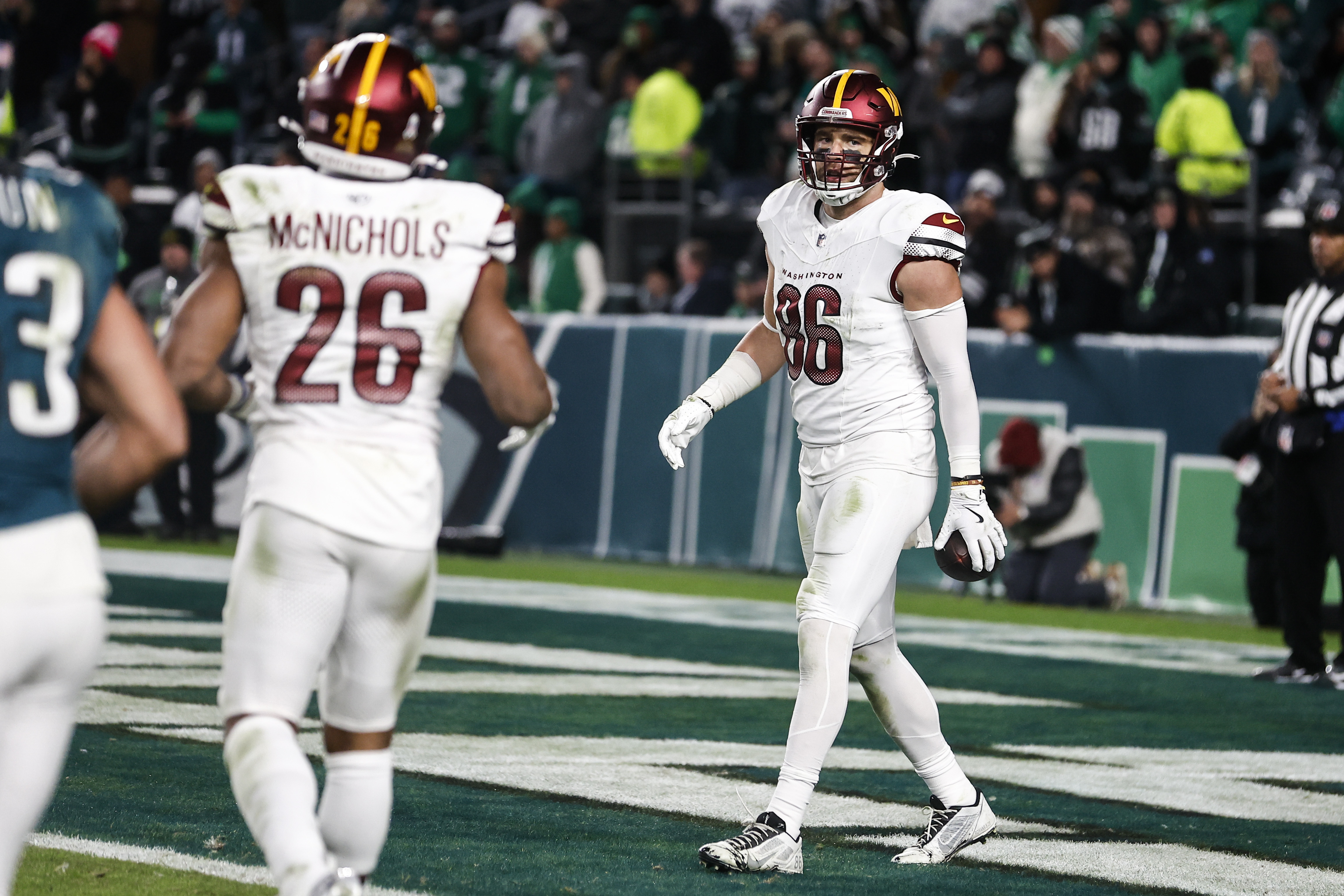 Does Zach Ertz still have the juice to contribute to the Eagles? Here’s what the film — and history — says