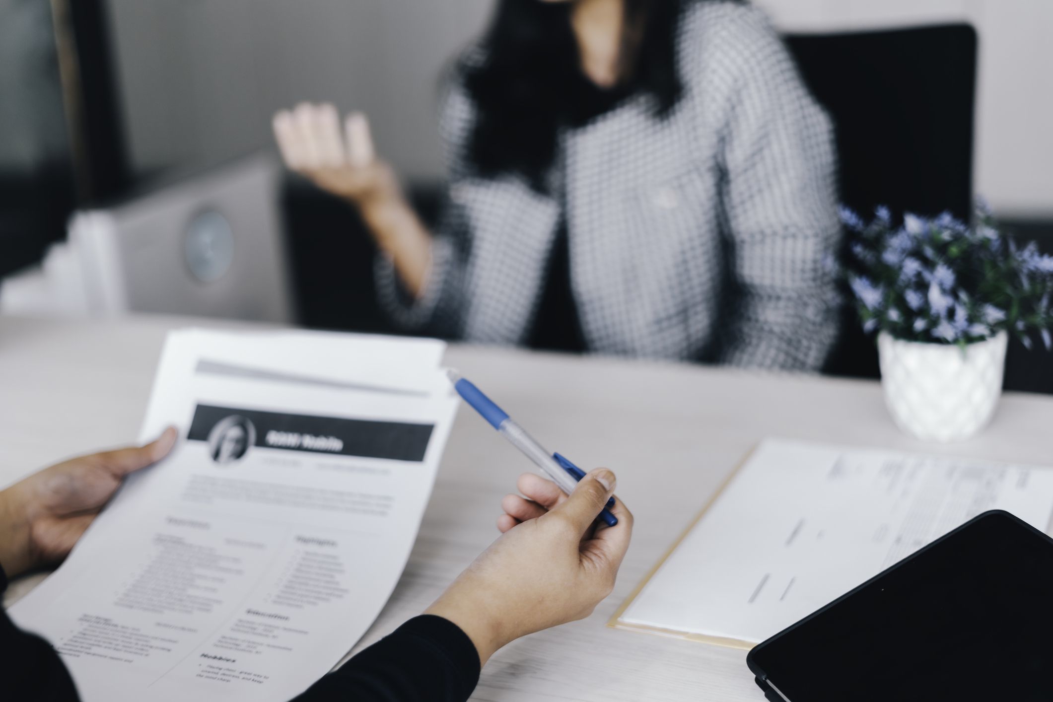 Iced coffee, tattoos, thank-you notes: The shifting do’s and don’ts of job interviews