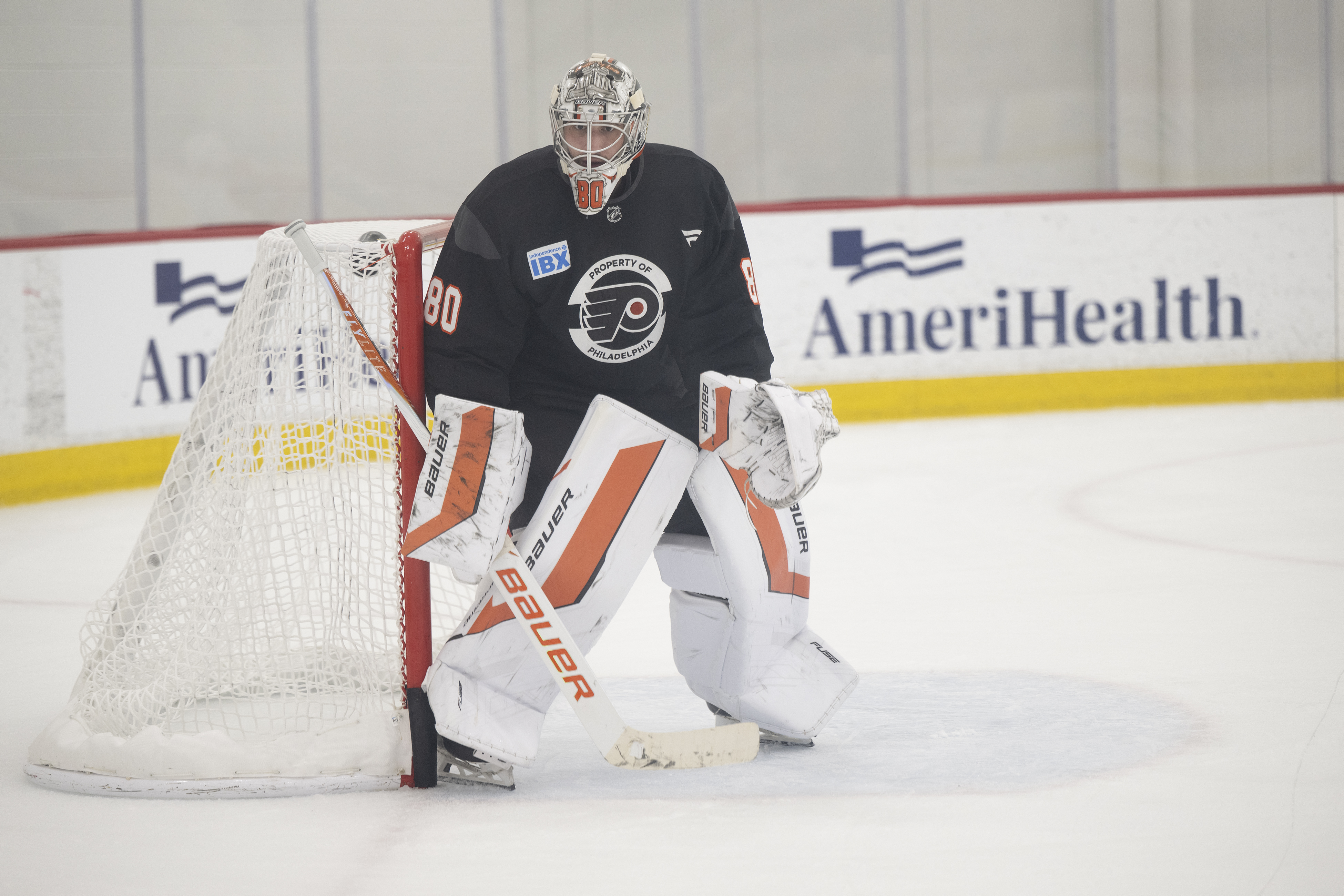Dan Vladař ‘looked good’ in Flyers’ practice and is on track to play in season opener