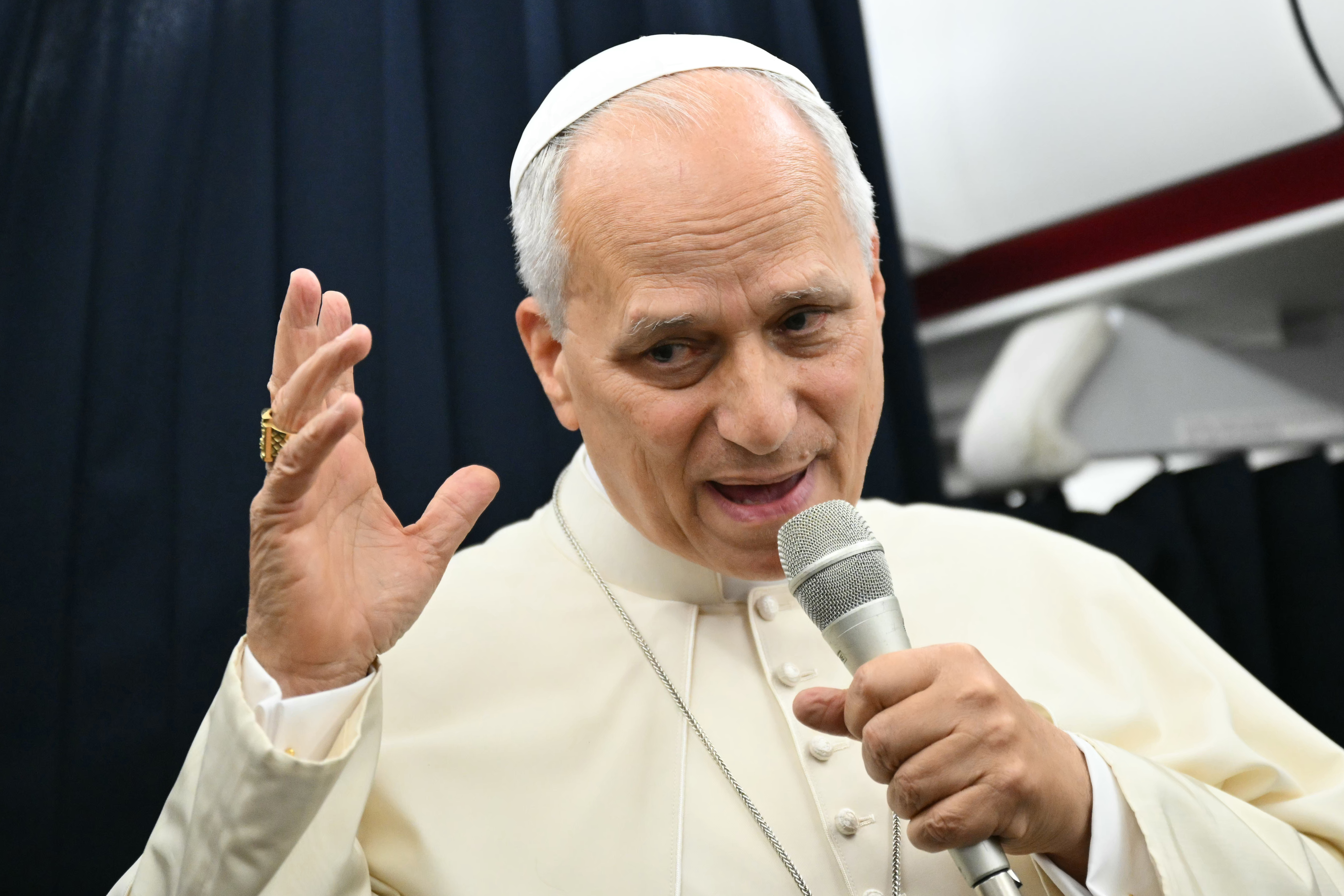 Contradicting Trump, Pope Leo says artificial intelligence safety concerns not ‘fake news’
