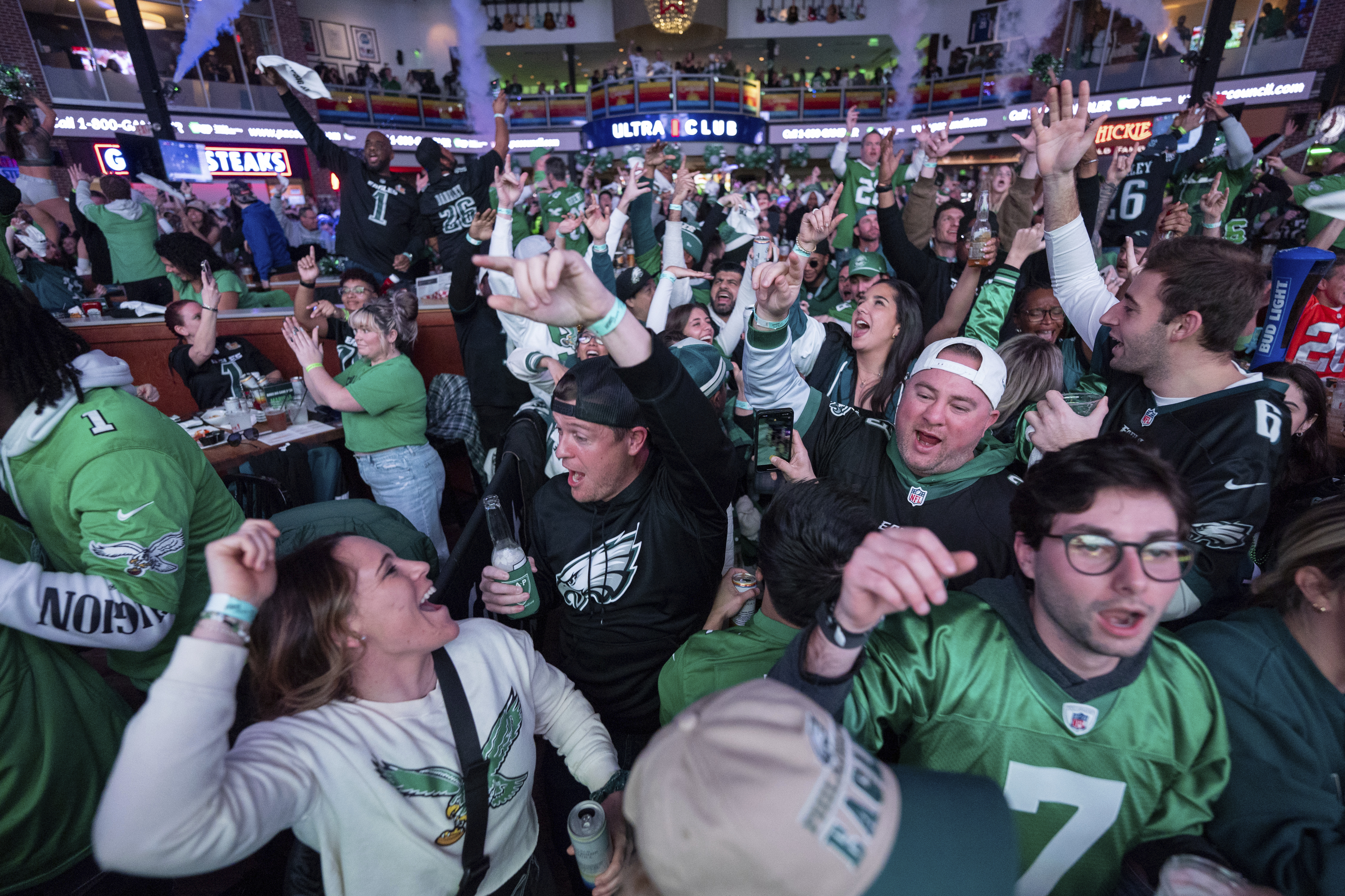 Where to watch Eagles games in Philly, from sports bars to giant screens