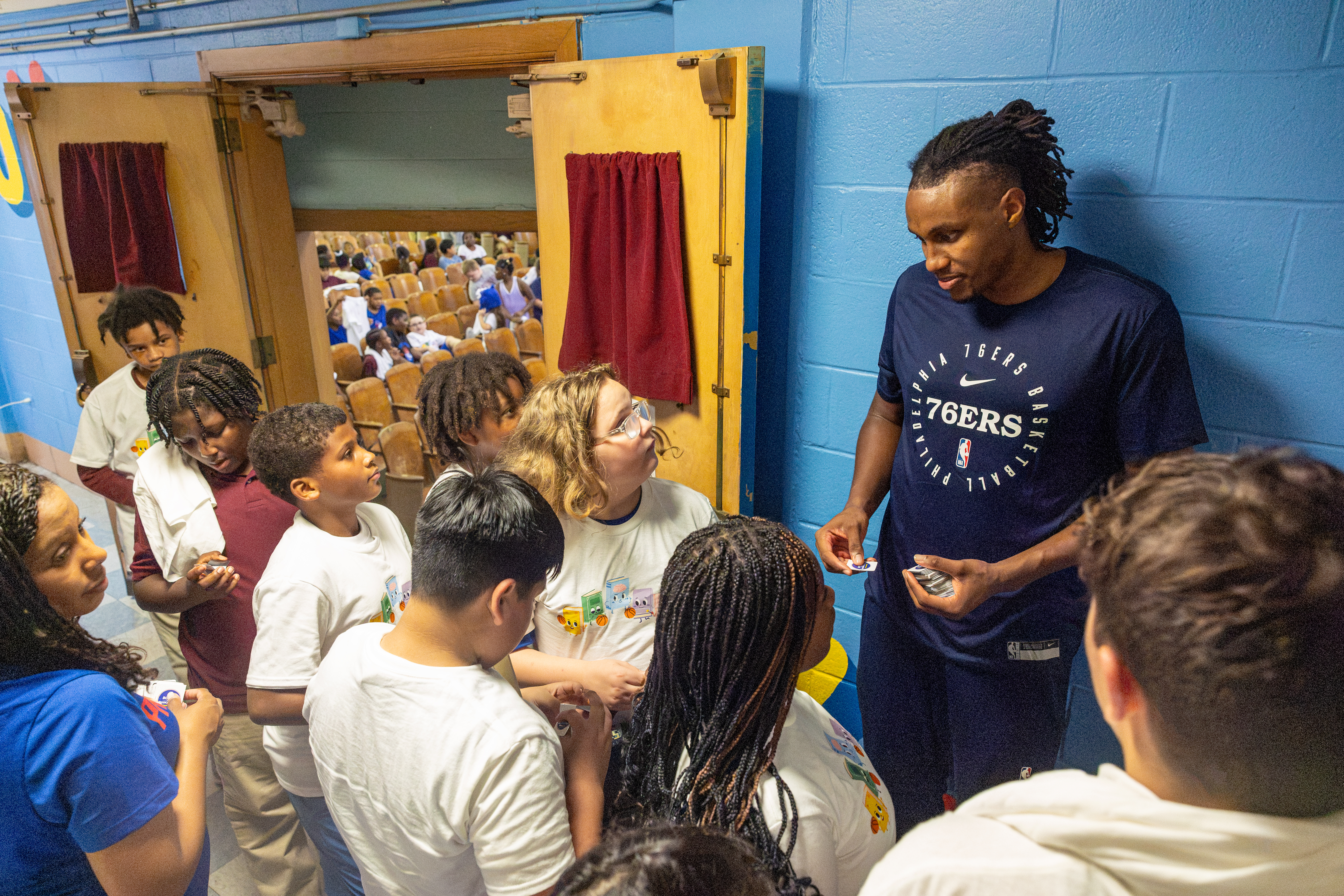 Sixers’ Jabari Walker promotes reading at South Philly elementary school: ‘It is powerful to read’