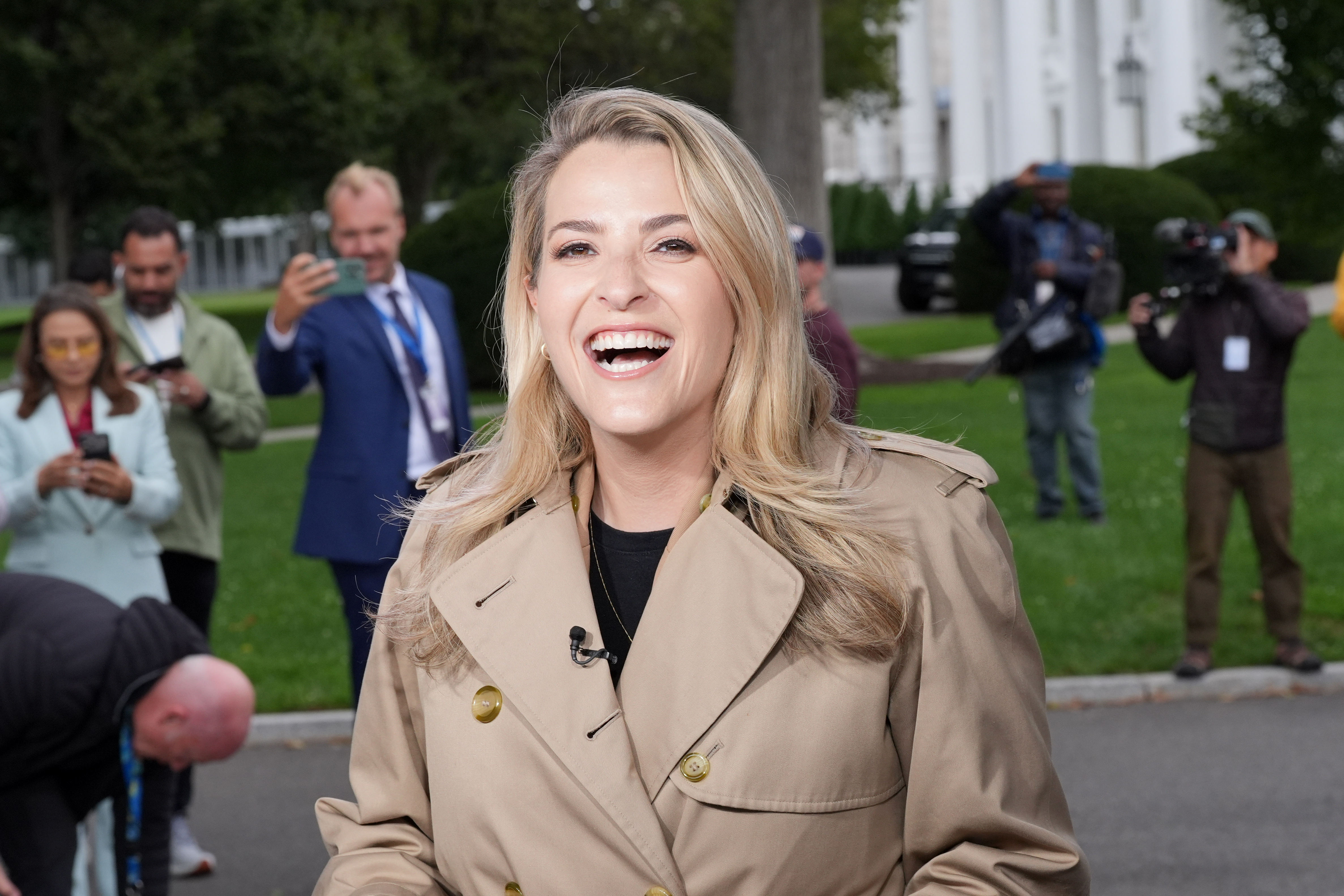3 U.S. news outlets return to White House after judge orders Trump to lift ban