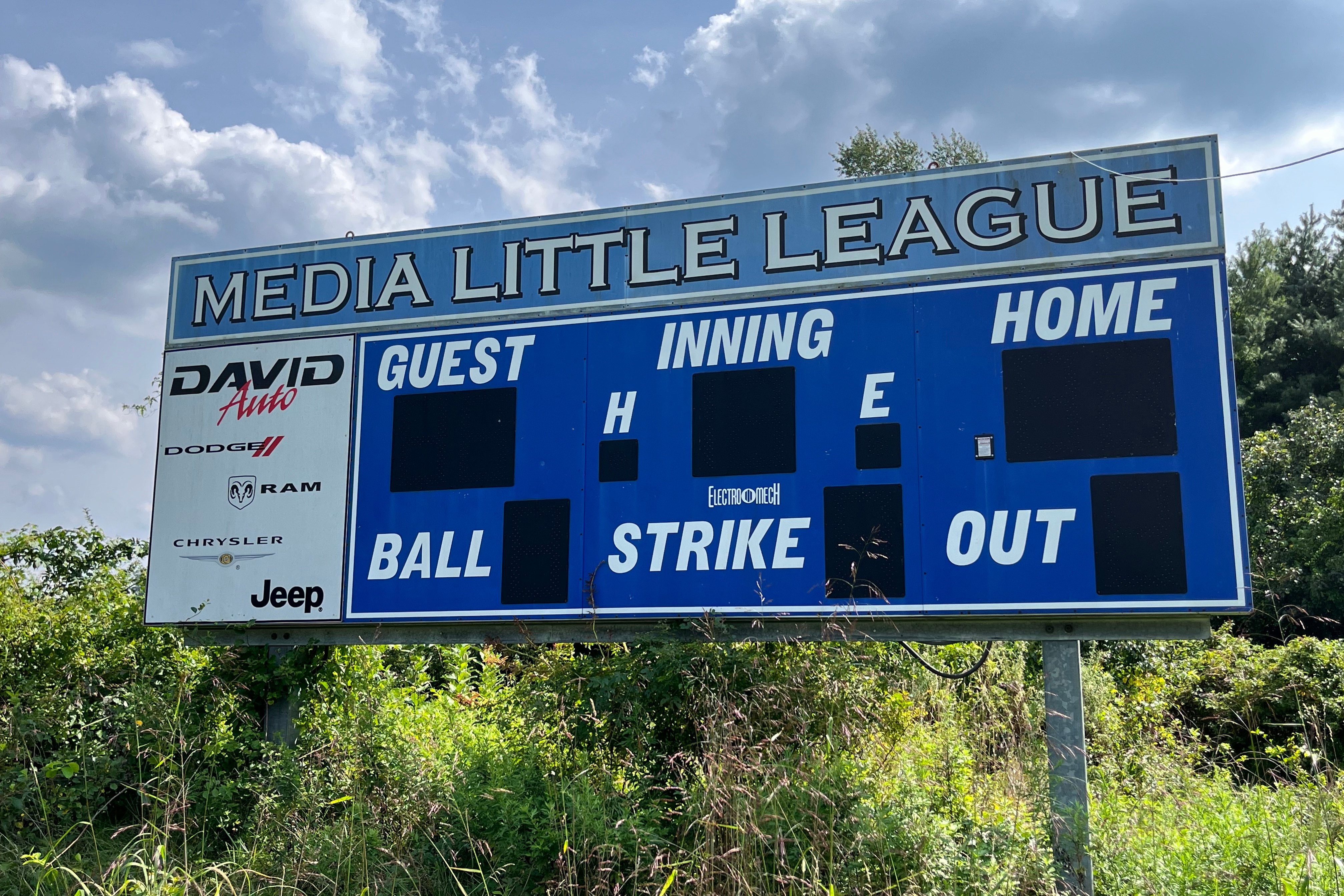 Woman charged with forging checks to steal from a Delco Little League team