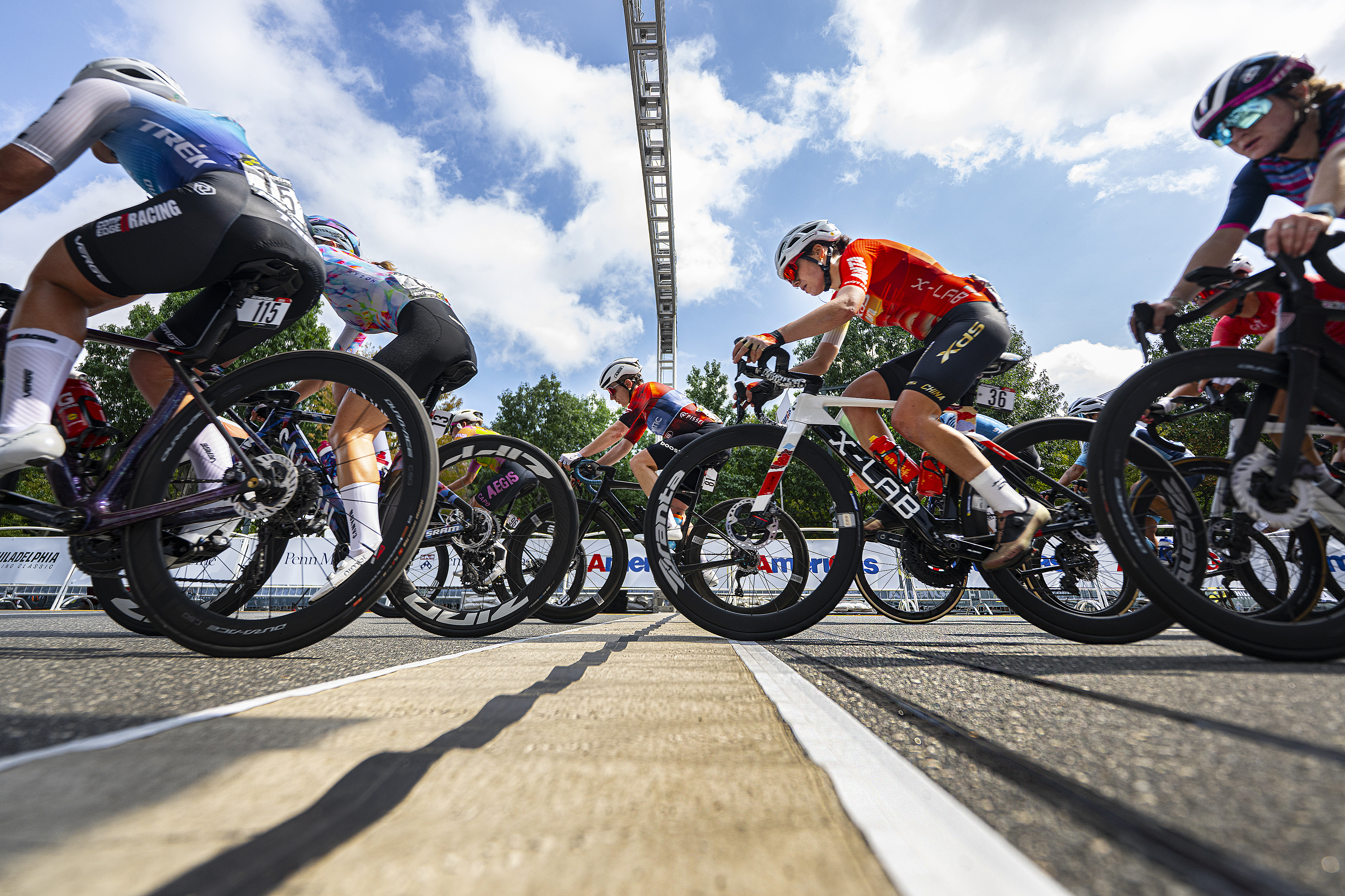 The Big Picture: A bike race returns, a greased-pole run, and the best Philly sports photos of the week