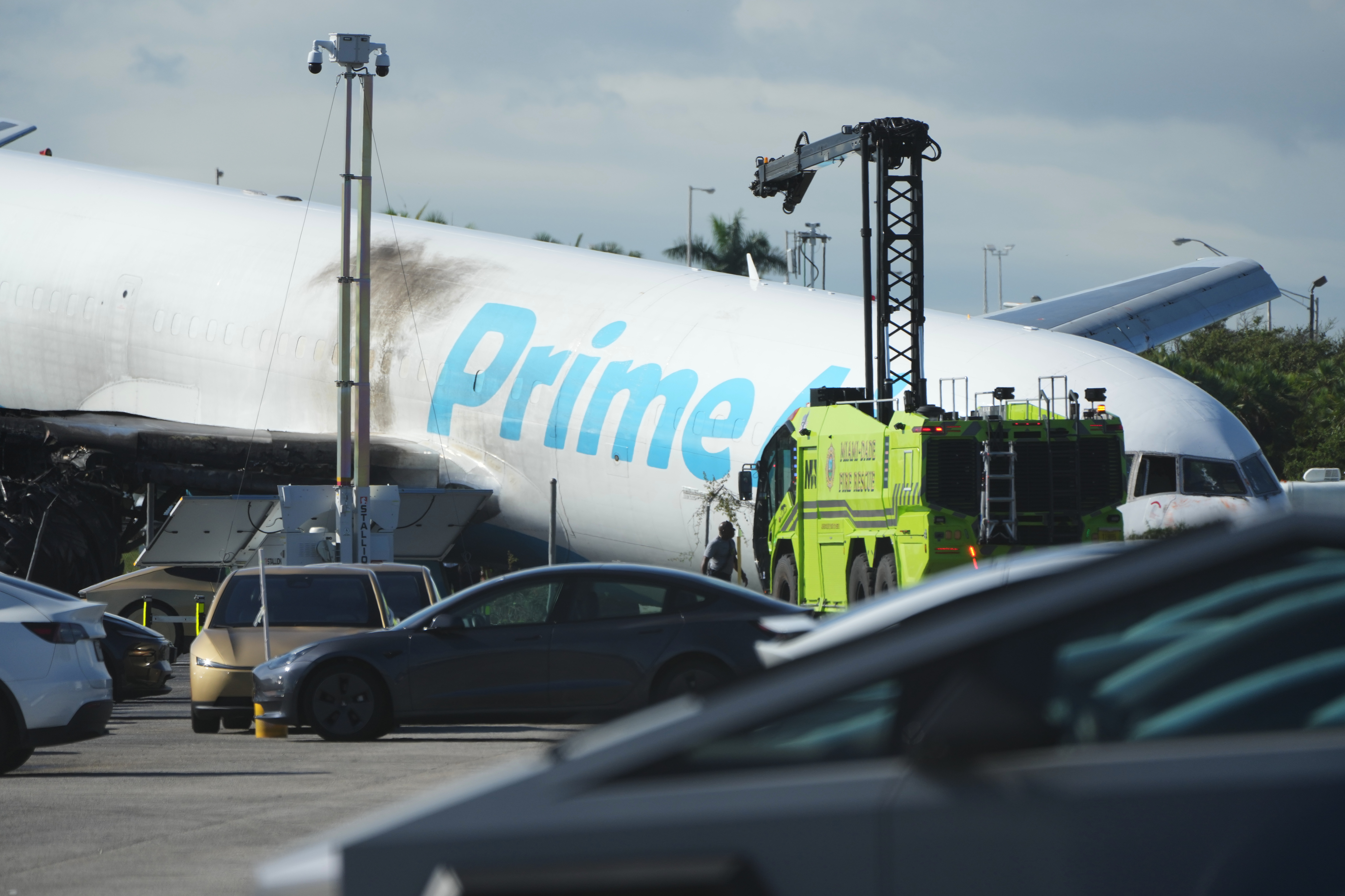 Federal investigators probe Amazon cargo jet’s fiery runway crash that killed 5 in Miami