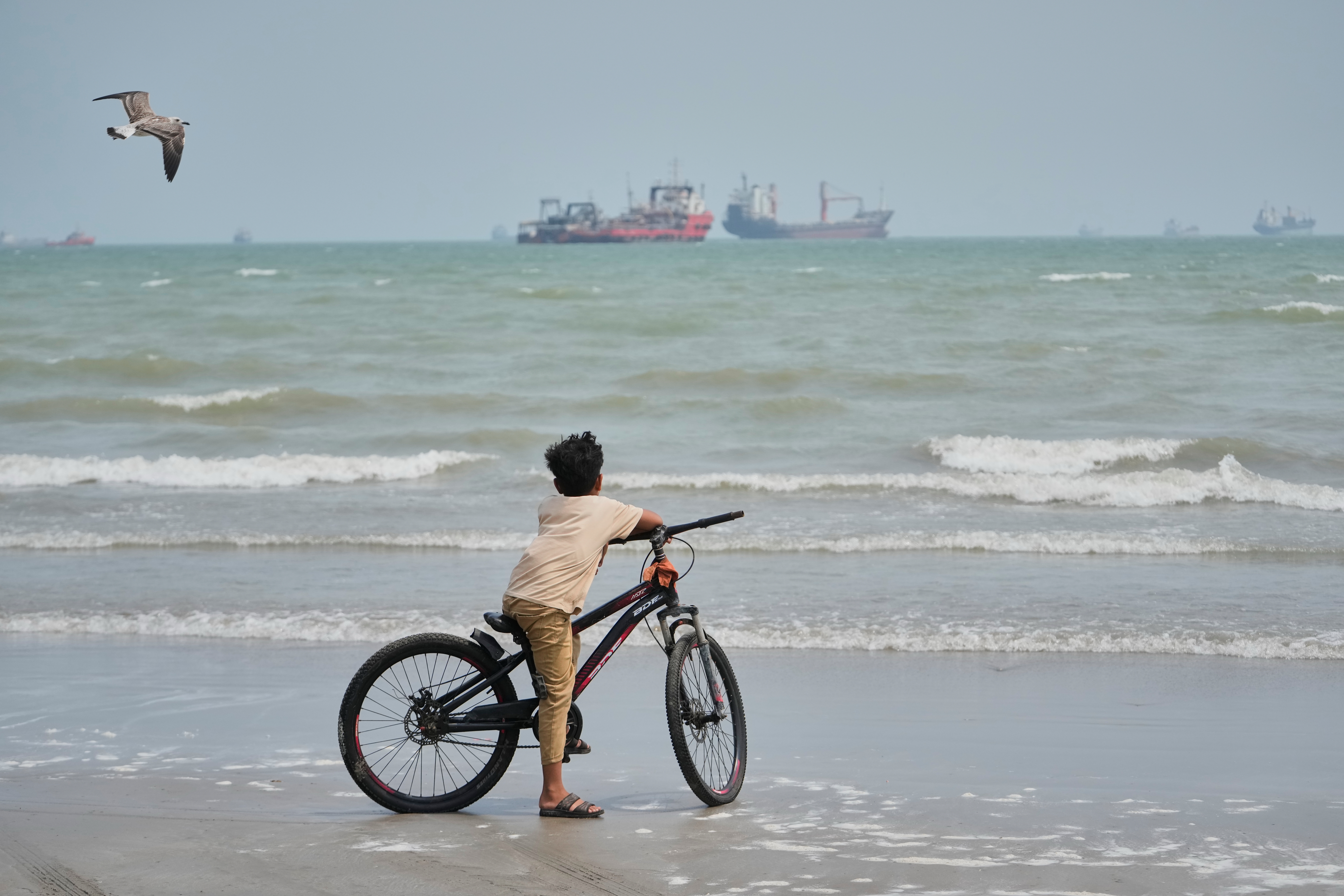 Gulf nations have found ways to keep oil flowing, but the costs are mounting