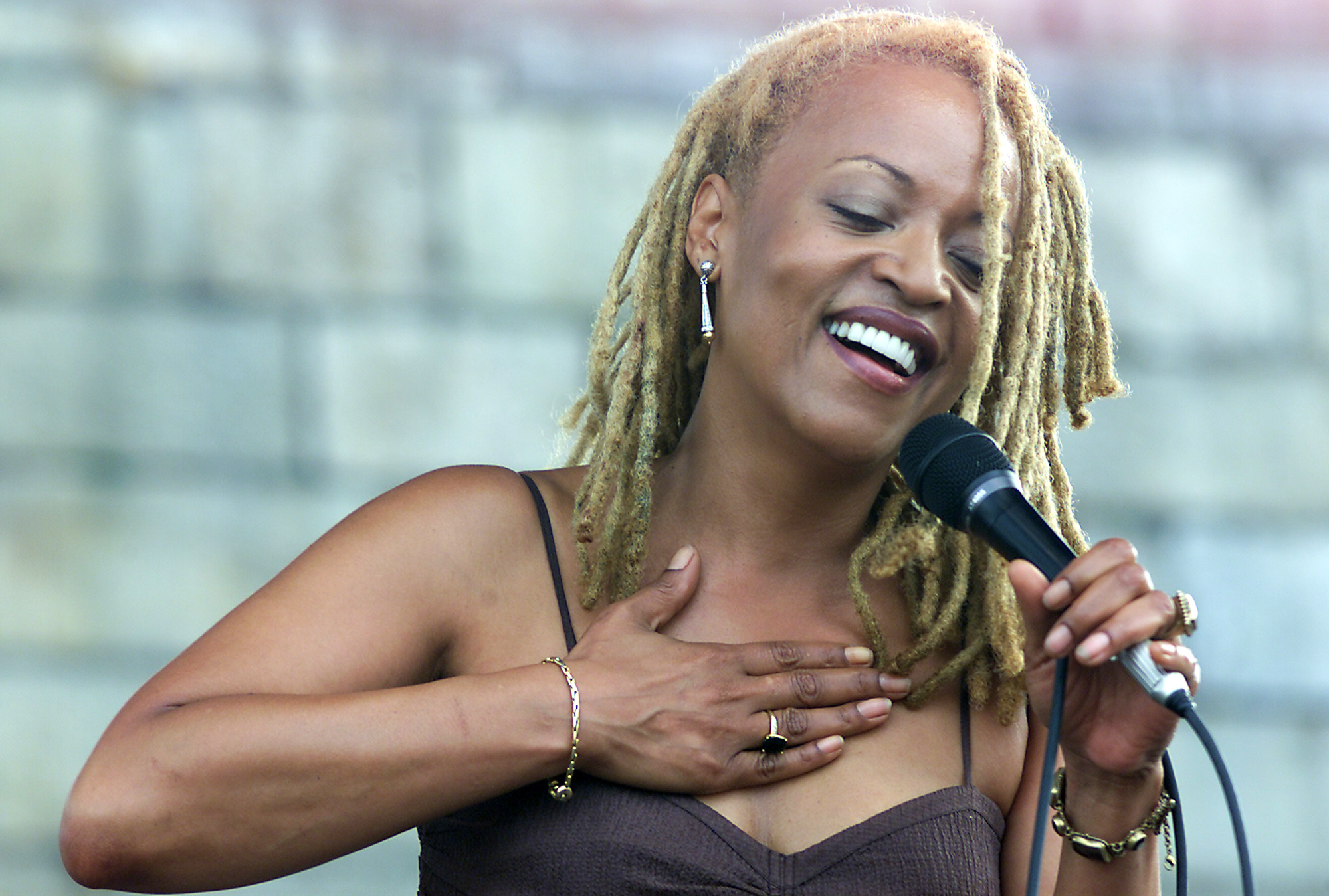 Cassandra Wilson, the 2-time Grammy Award-winning jazz singer, dies at 70