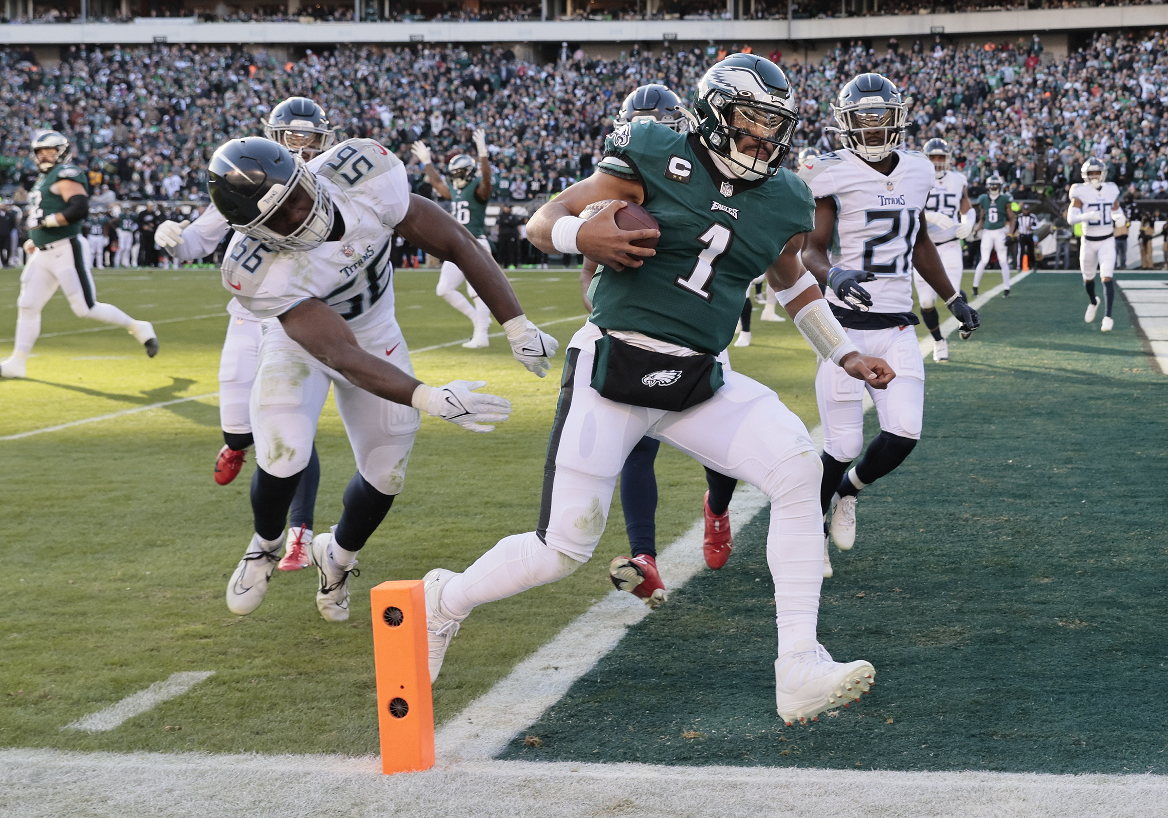The Eagles blew out the Titans last time they met in 2022. Will the result be the same on Sunday?