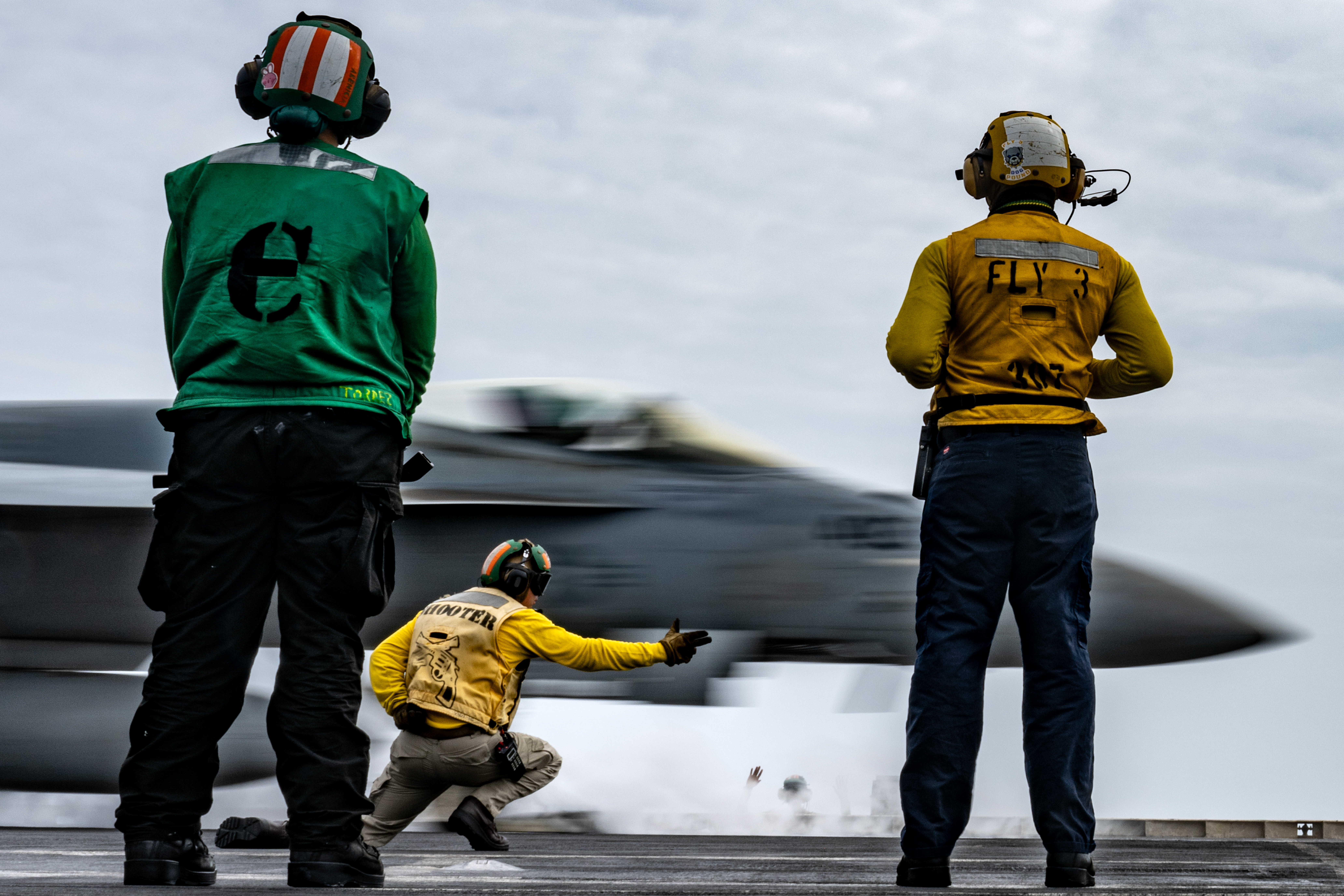 Navy failed to protect pilots from brain injury, House report says