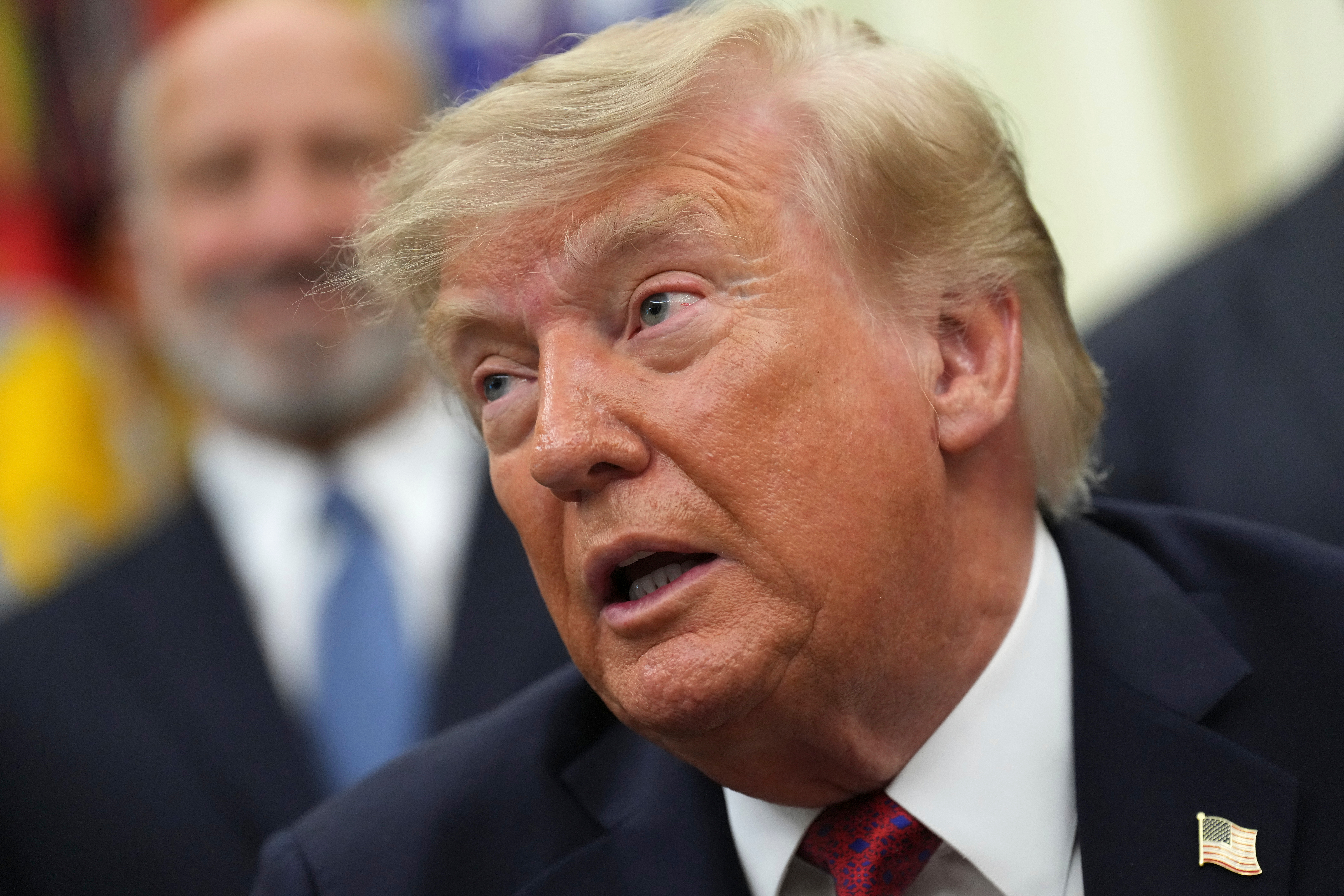 U.S. strikes Iran and Tehran fires back as hostilities flare again