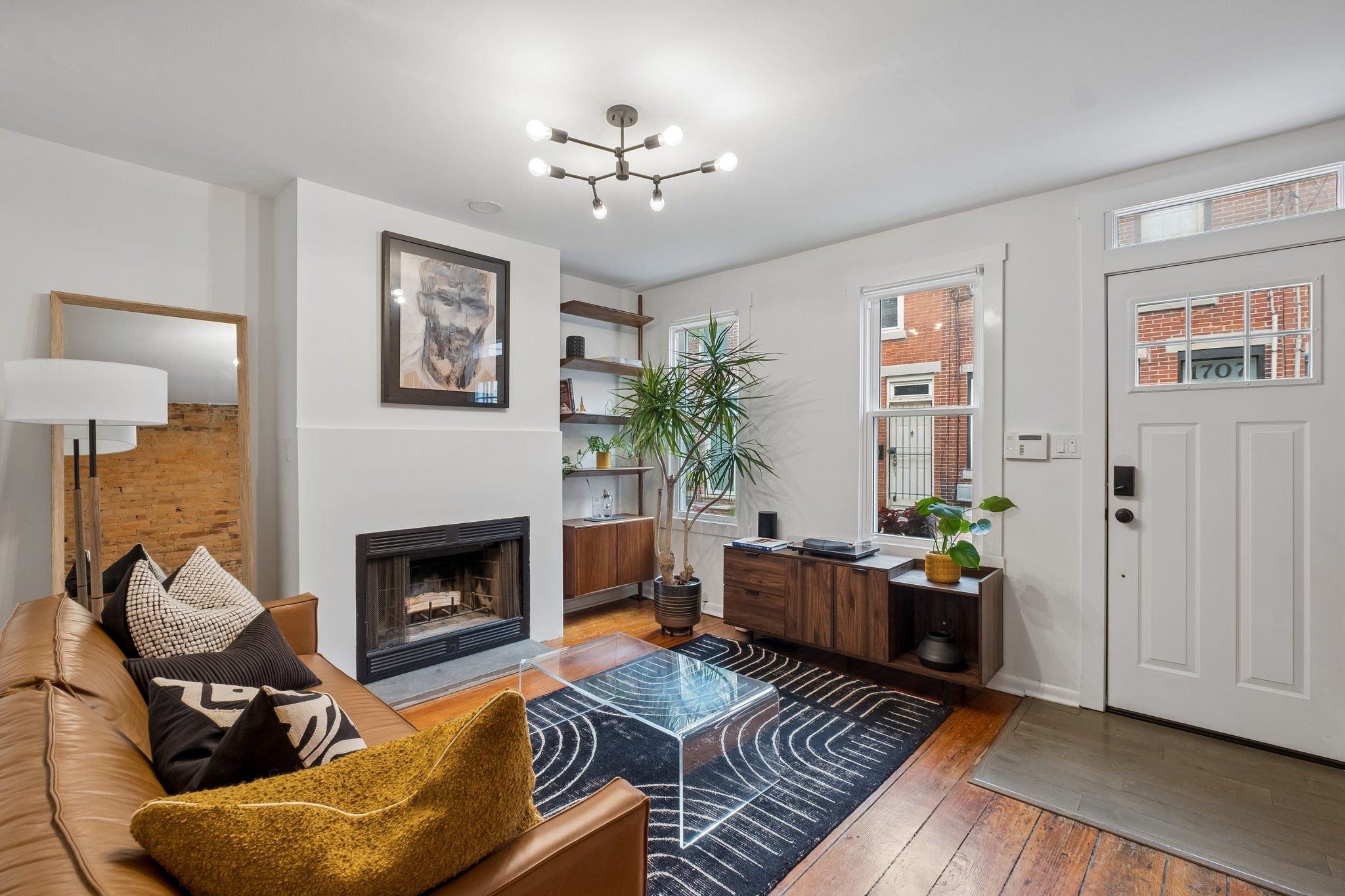 House of the week: A rowhouse in Graduate Hospital for $485,000