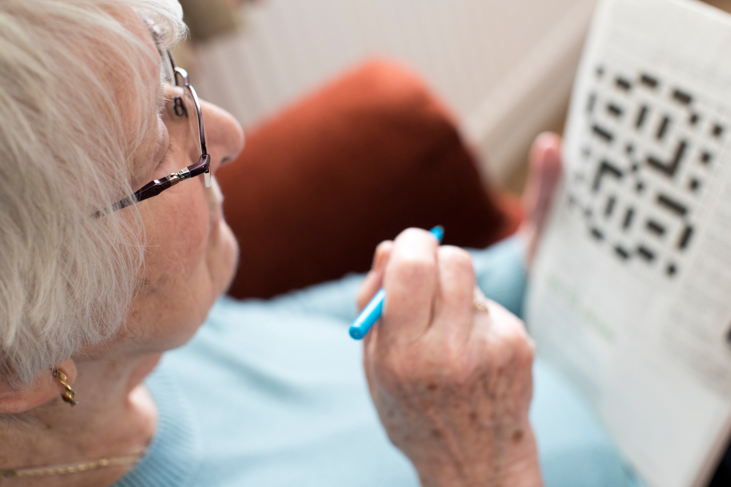 New study suggests the aging brain is adapting, not declining