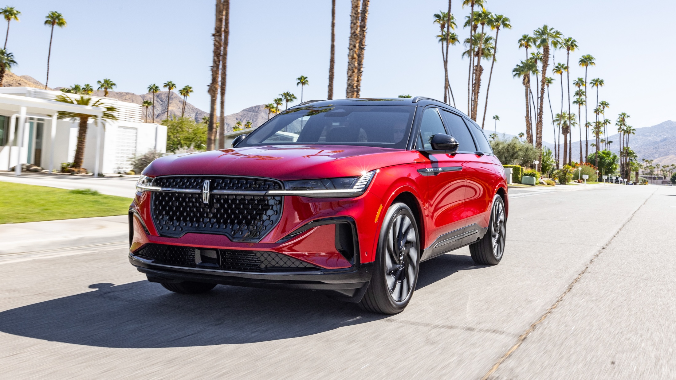 The 2026 Lincoln Nautilus is so nondescript it can definitely work undercover. It will receive a refreshed look for 2027.