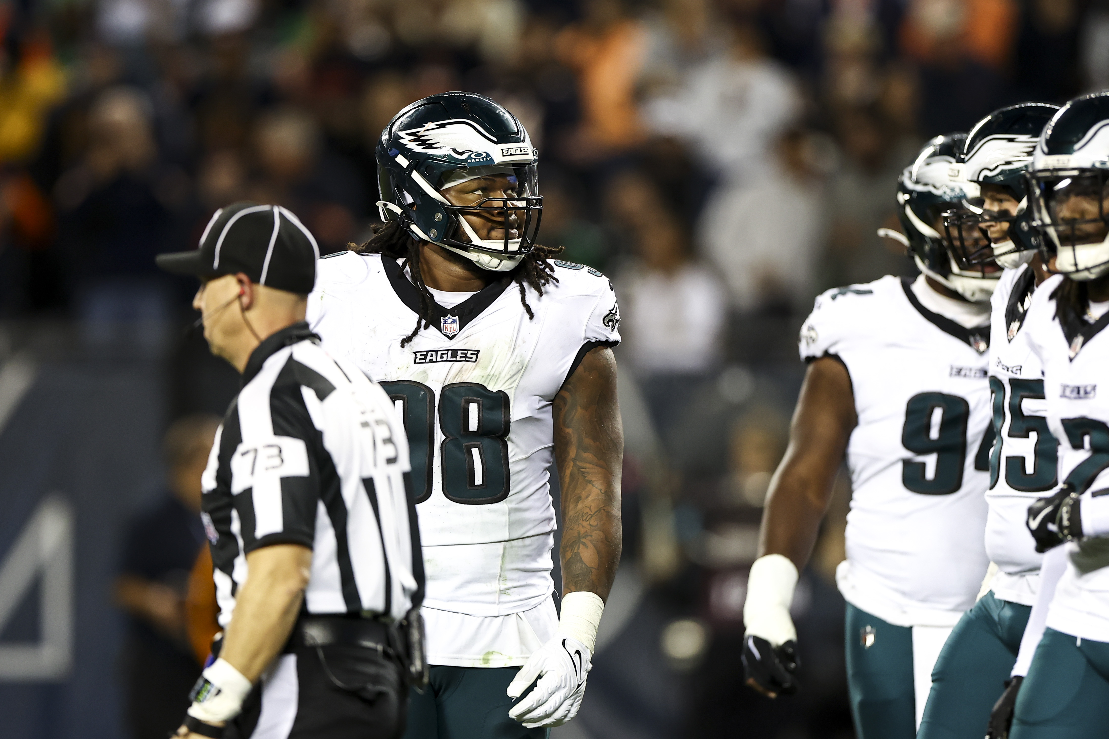 Eagles defensive tackle Jalen Carter playing with hairline fracture in his wrist