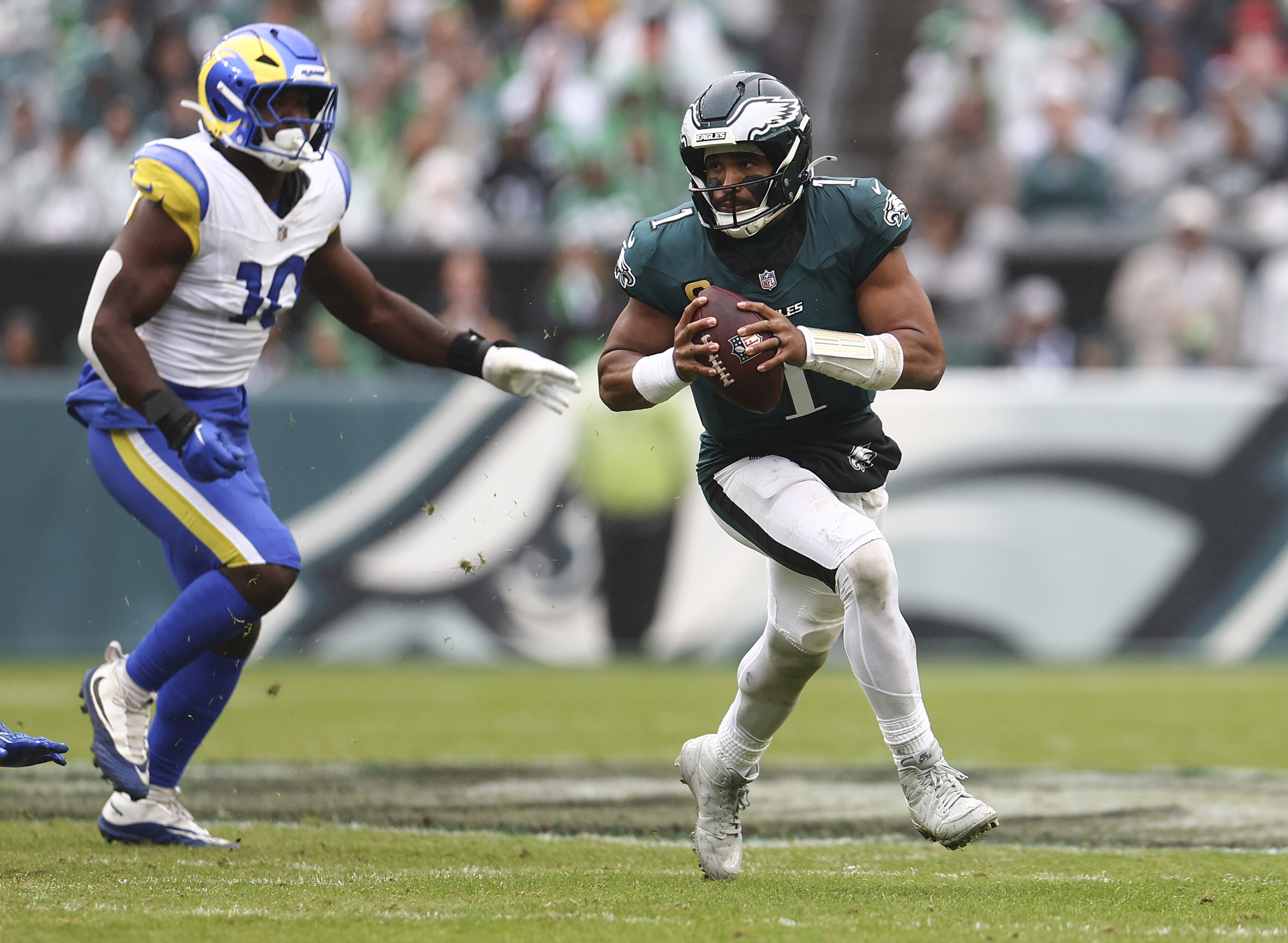Eagles quarterback Jalen Hurts threw for under 100 yards Sunday against the Los Angeles Rams.